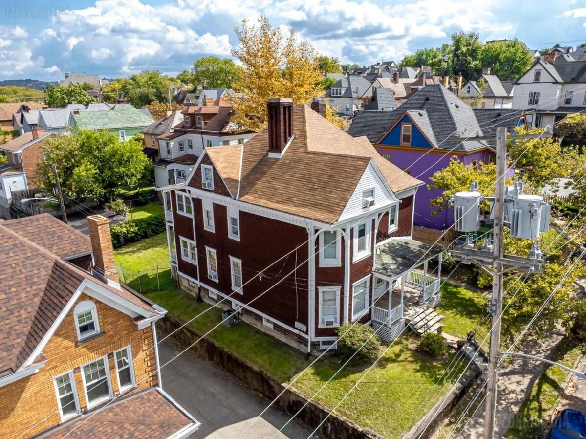 Crow's Nest Crash-Pad view 3