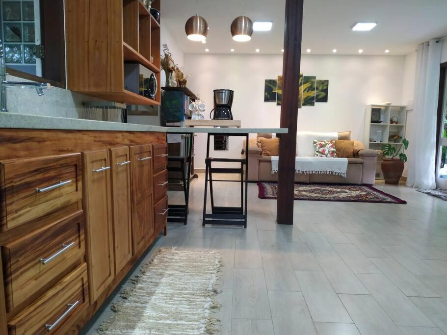 Casa com Quintal Ideal para o Pet e Churrasqueira