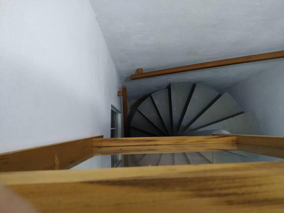 Casa com Quintal Ideal para o Pet e Churrasqueira