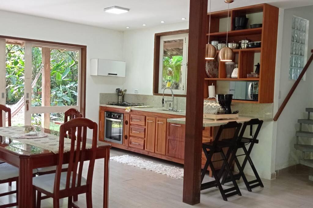 Casa com Quintal Ideal para o Pet e Churrasqueira
