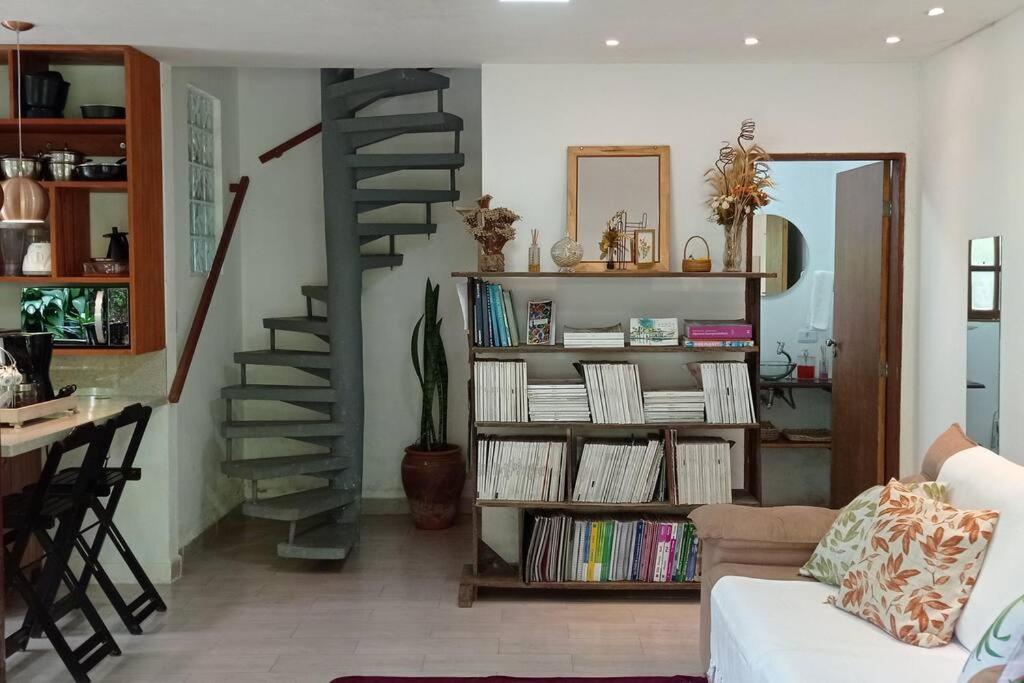 Casa com Quintal Ideal para o Pet e Churrasqueira