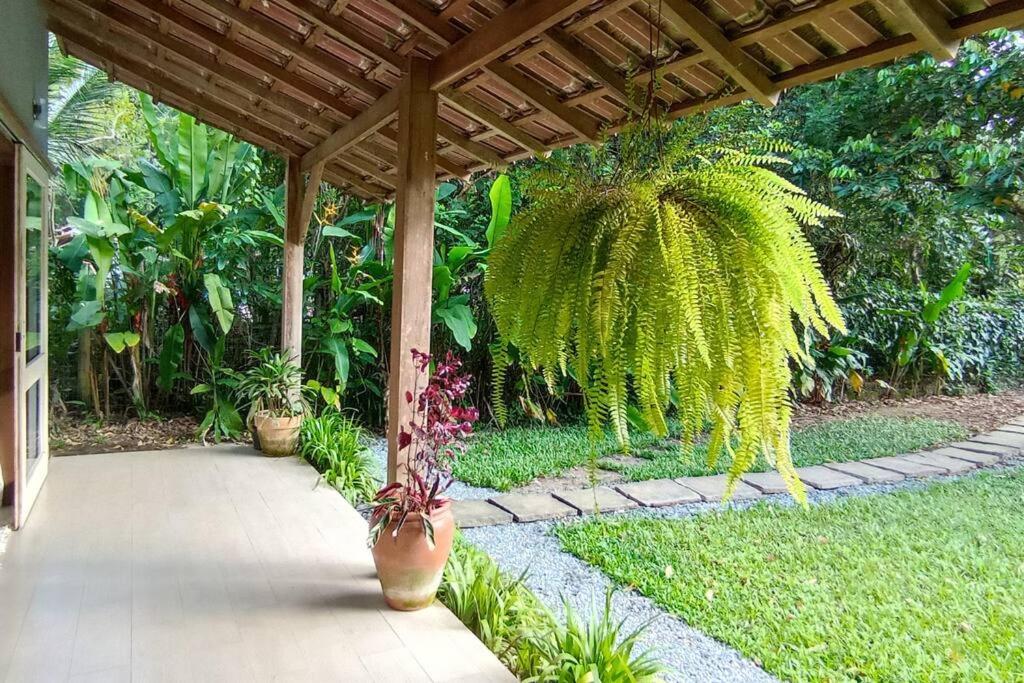 Casa com Quintal Ideal para o Pet e Churrasqueira
