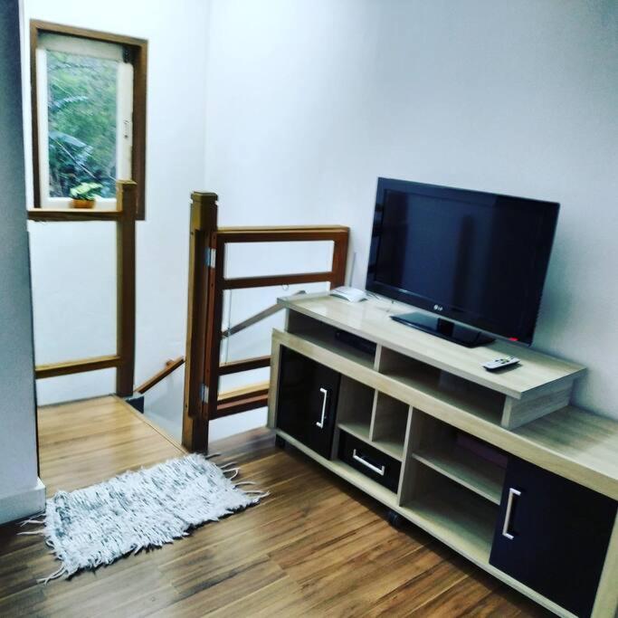 Casa com Quintal Ideal para o Pet e Churrasqueira