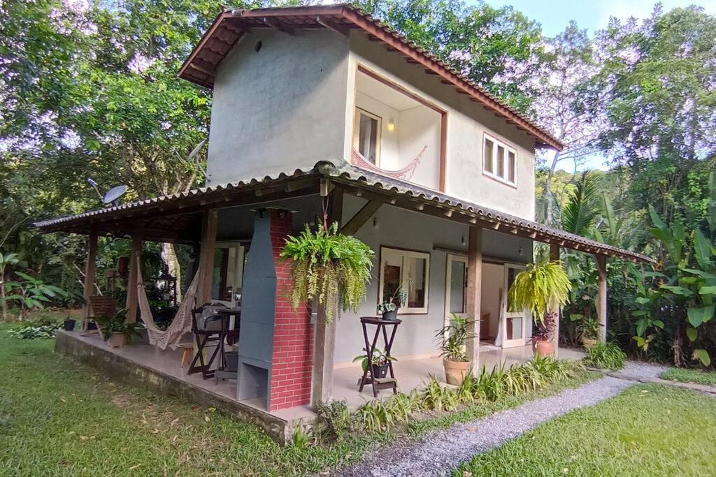 Casa com Quintal Ideal para o Pet e Churrasqueira