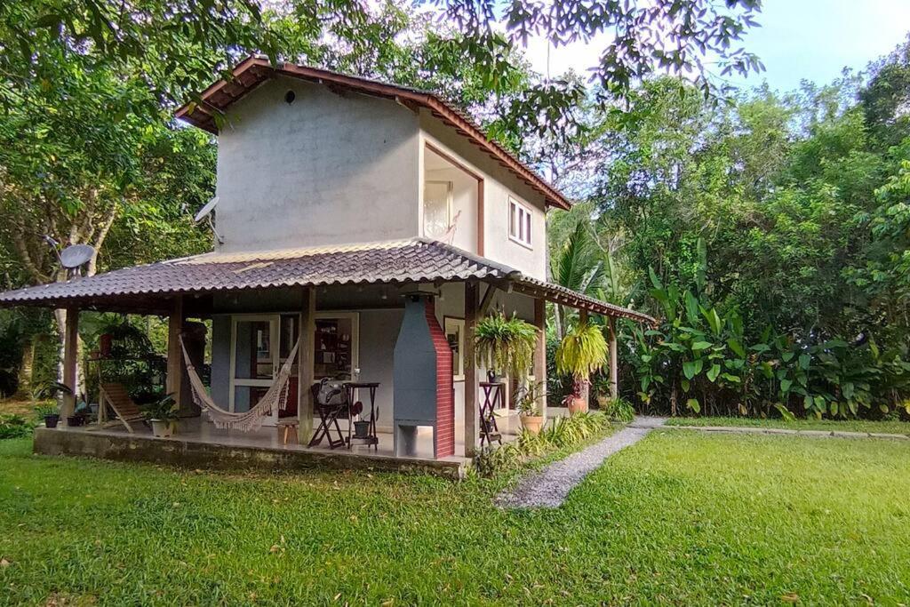 Casa com Quintal Ideal para o Pet e Churrasqueira