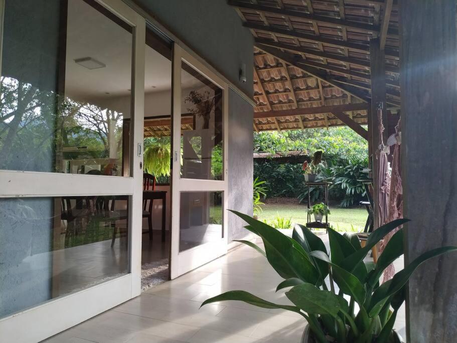 Casa com Quintal Ideal para o Pet e Churrasqueira