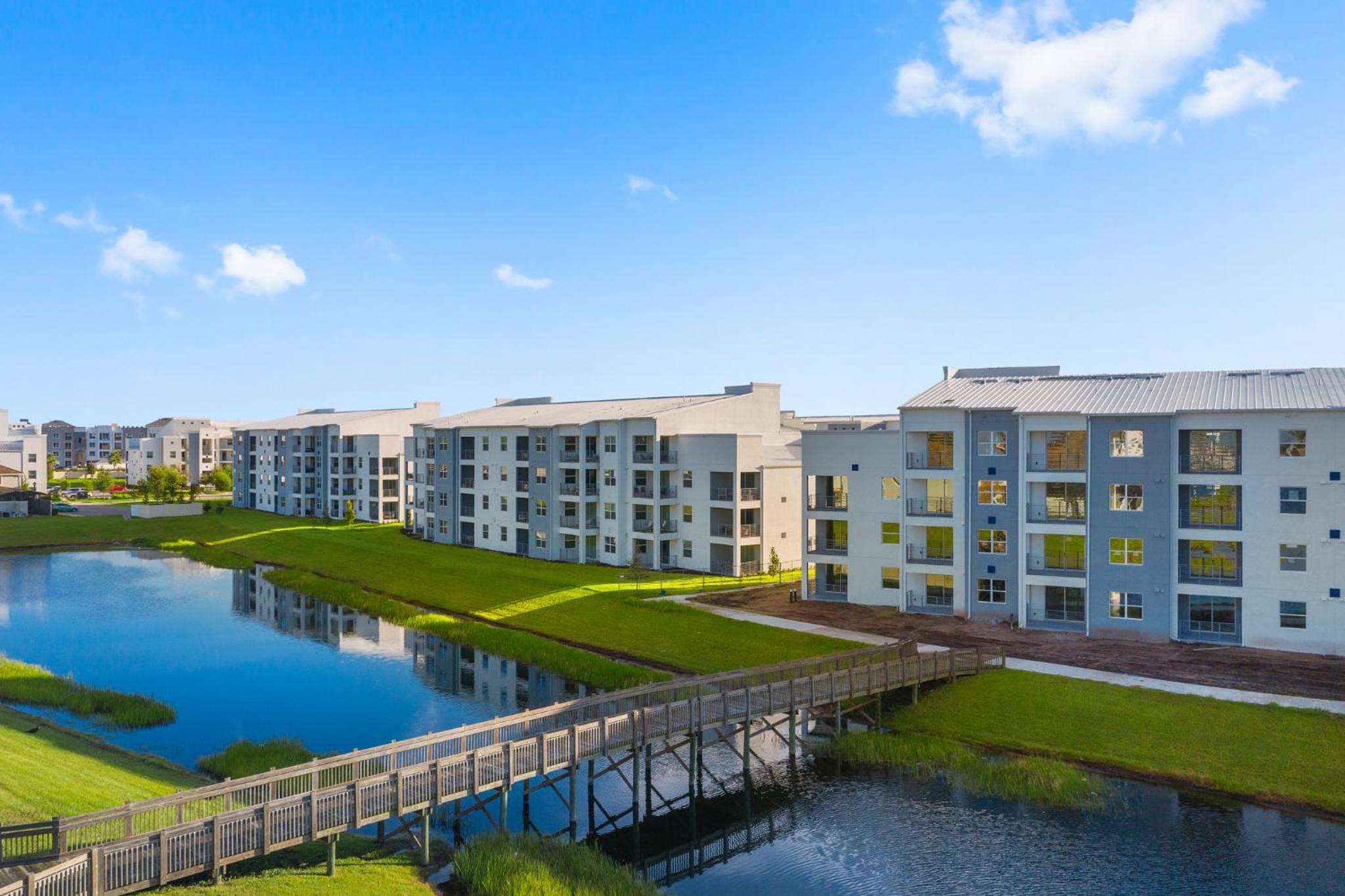 Storey Lake 2BR Cozy Resort Home Close to Disney view 5