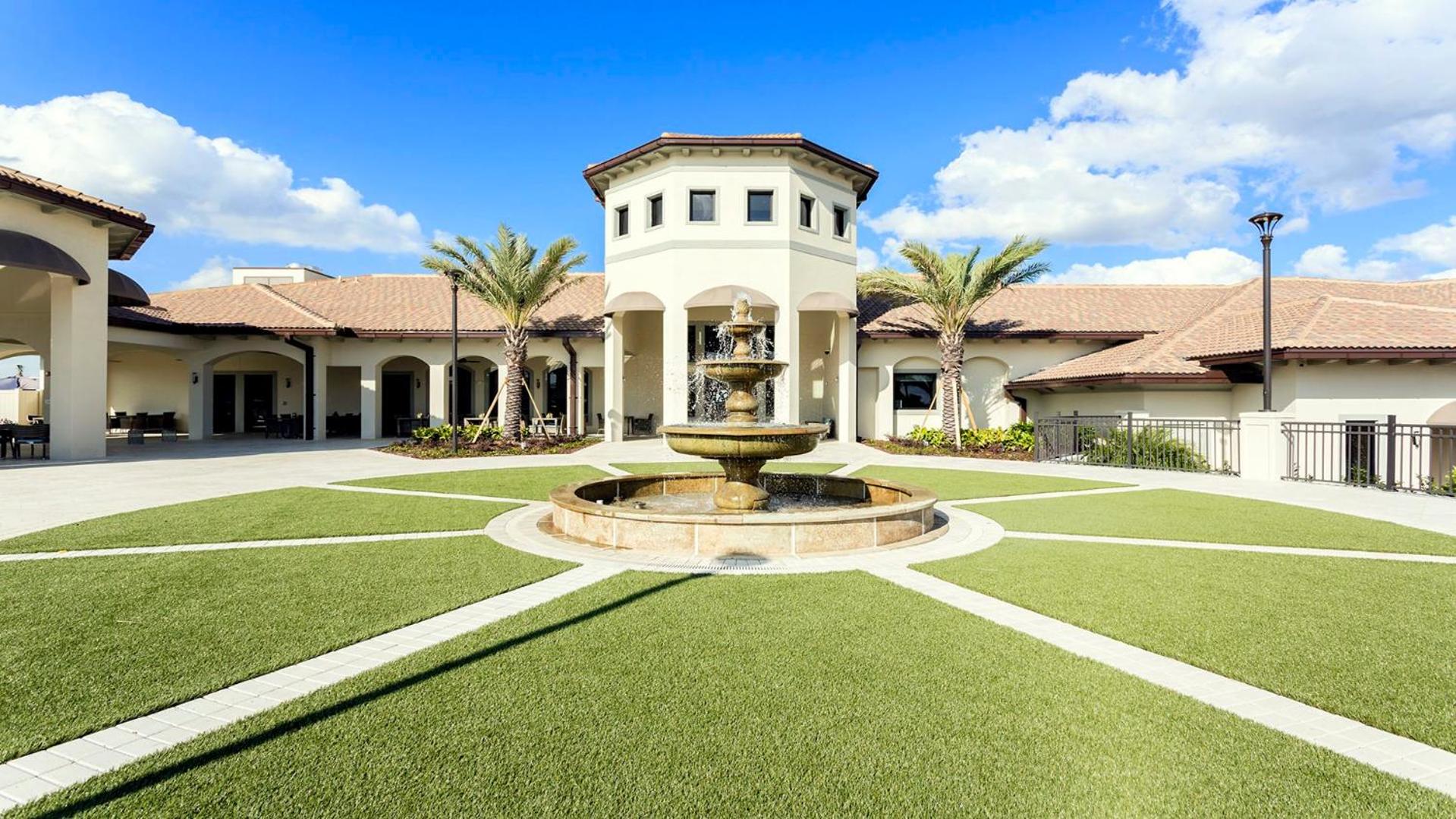4BR Retreat in Champions Gate w/ Private Pool view 4