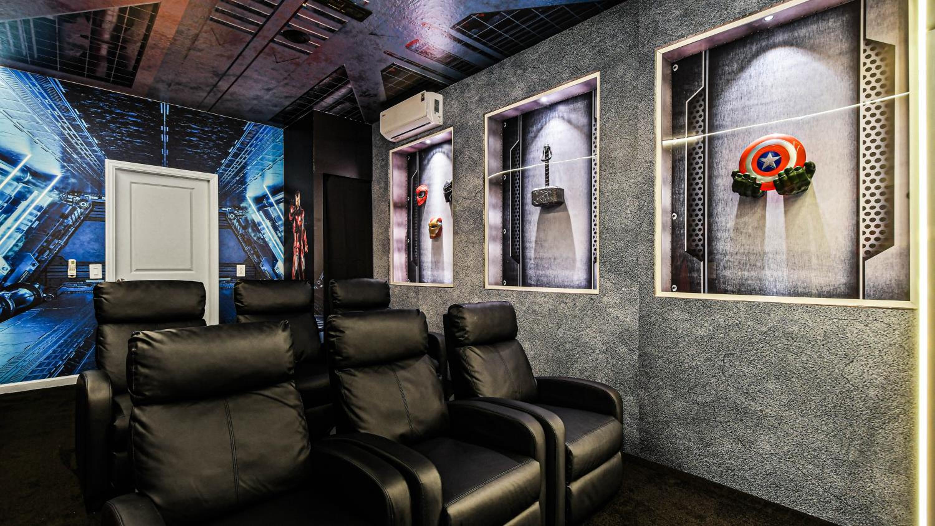 Champions Gate 6BR Private Theater Games Pool Spa