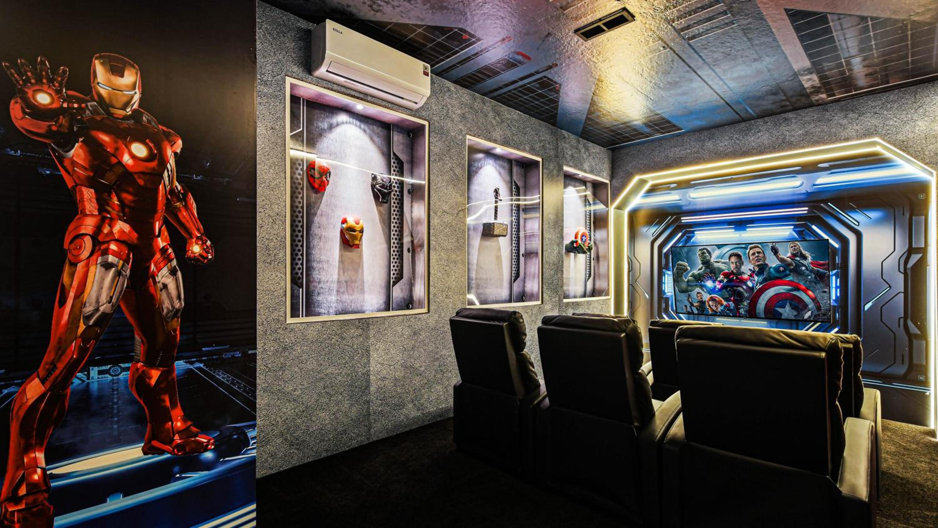 Champions Gate 6BR Private Theater Games Pool Spa