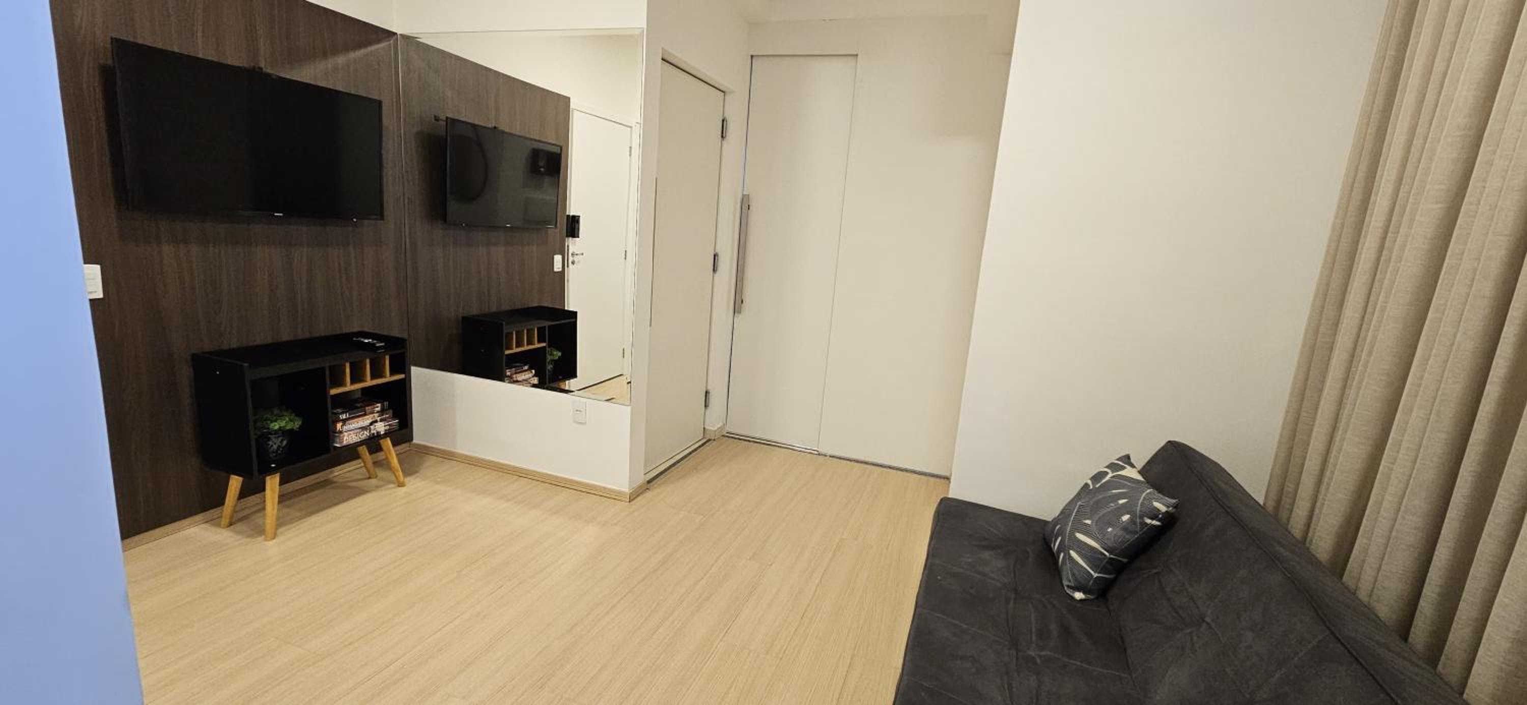 Flat na Av. Fernando Côrrea