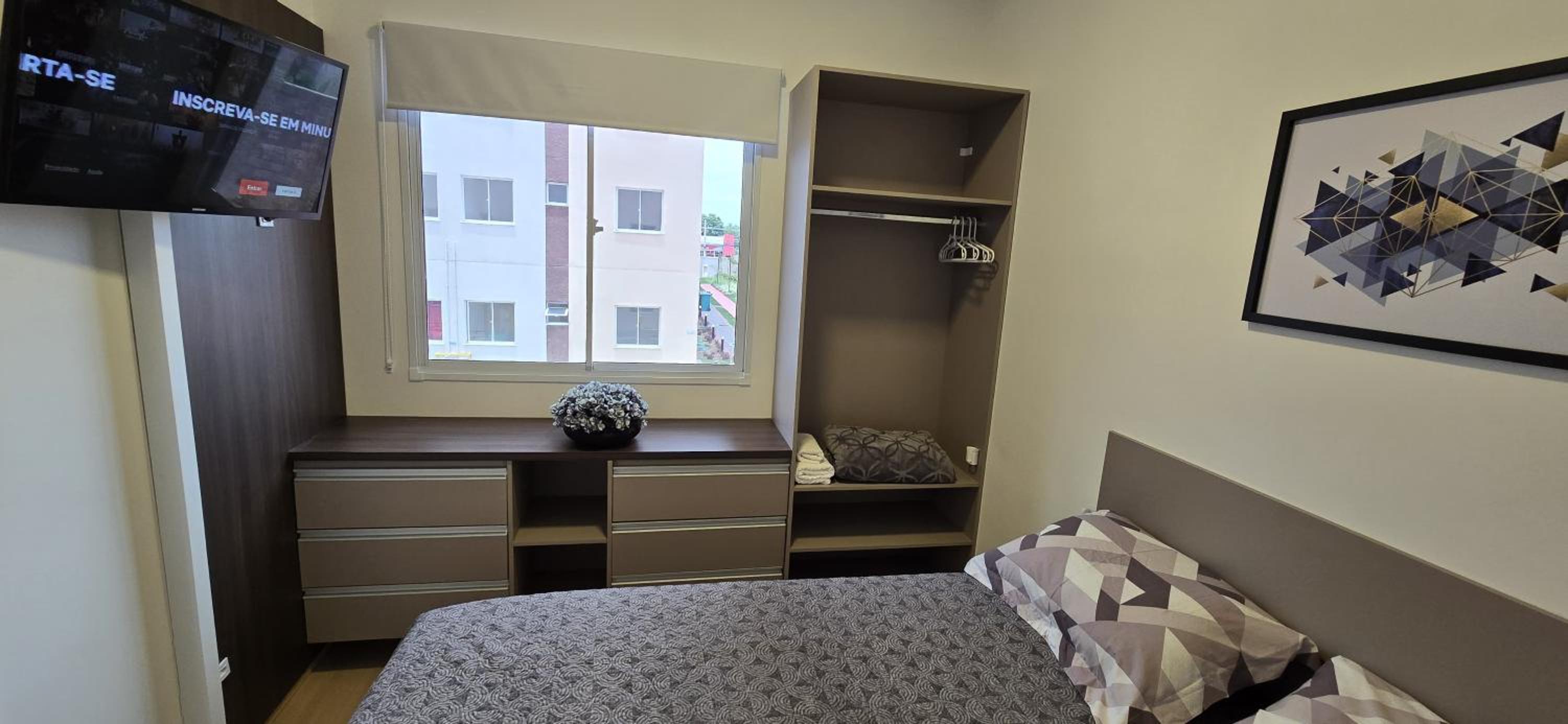 Flat na Av. Fernando Côrrea