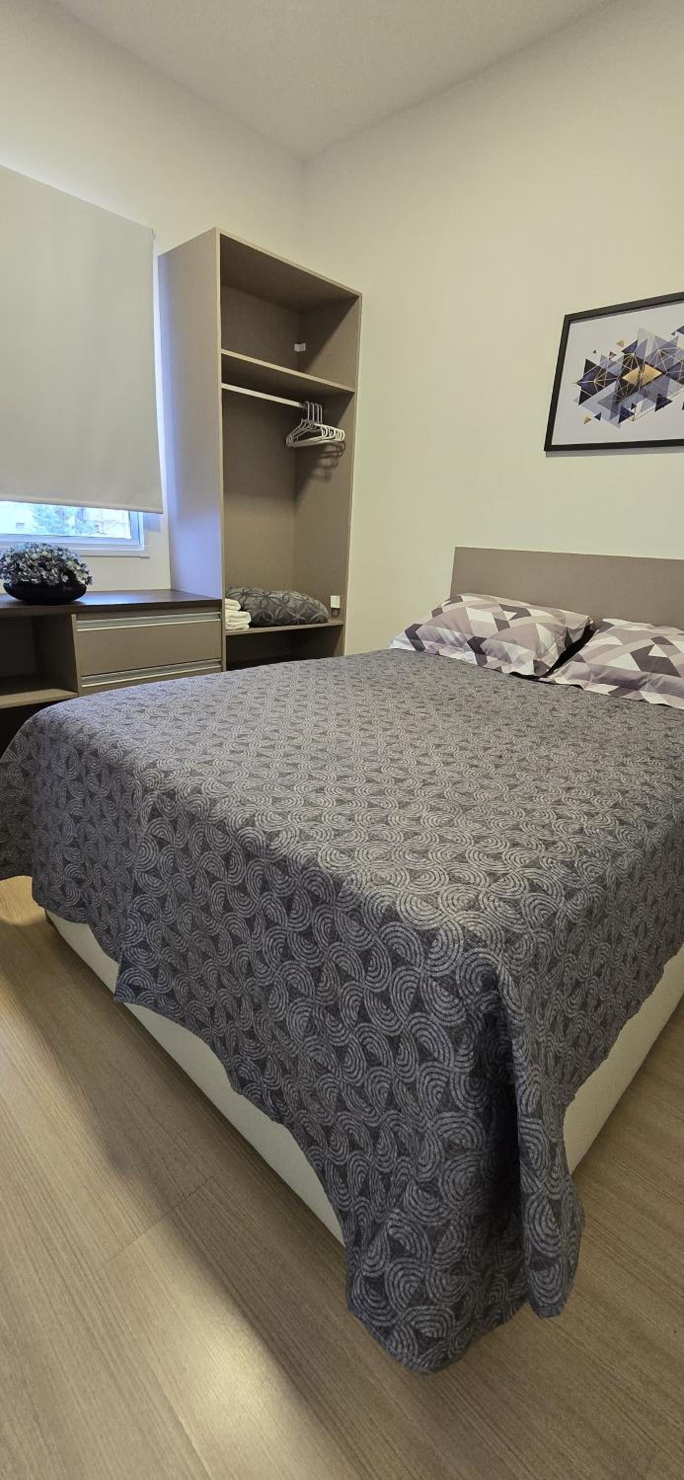 Flat na Av. Fernando Côrrea