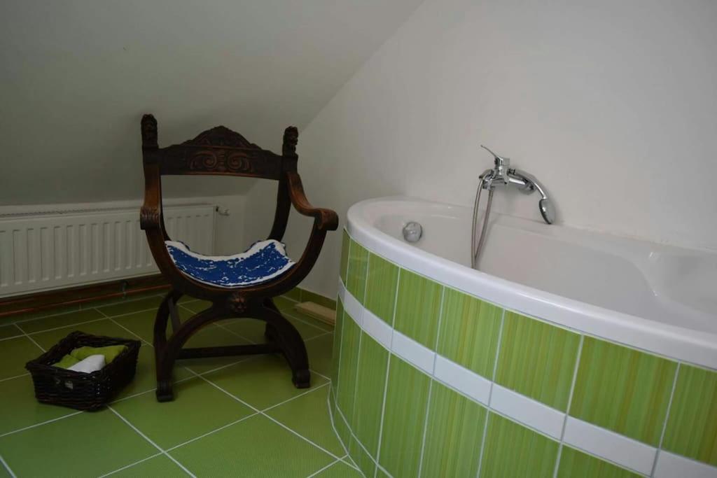 Paloc Manor Vendeghaz Nagyvisnyo Romantic Heritage Guesthouse on the creek Nagyvisnyo