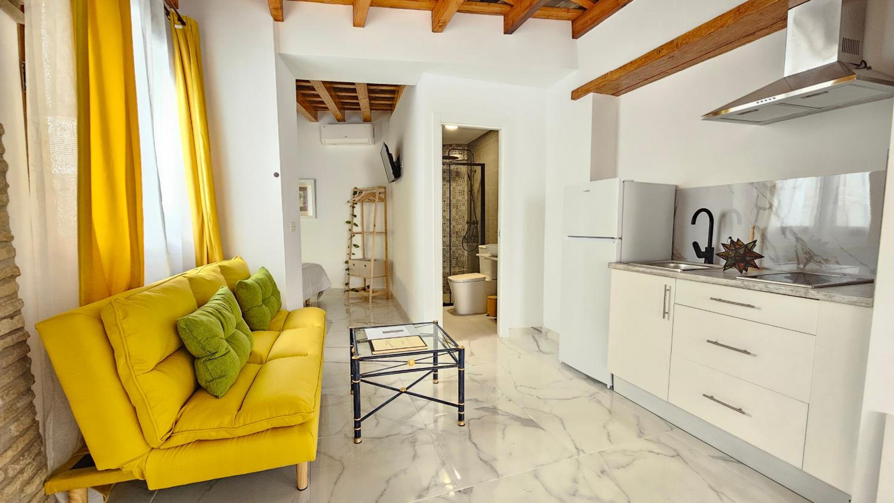 Don Roman Suites en pleno centro by Sanlúcar Housing