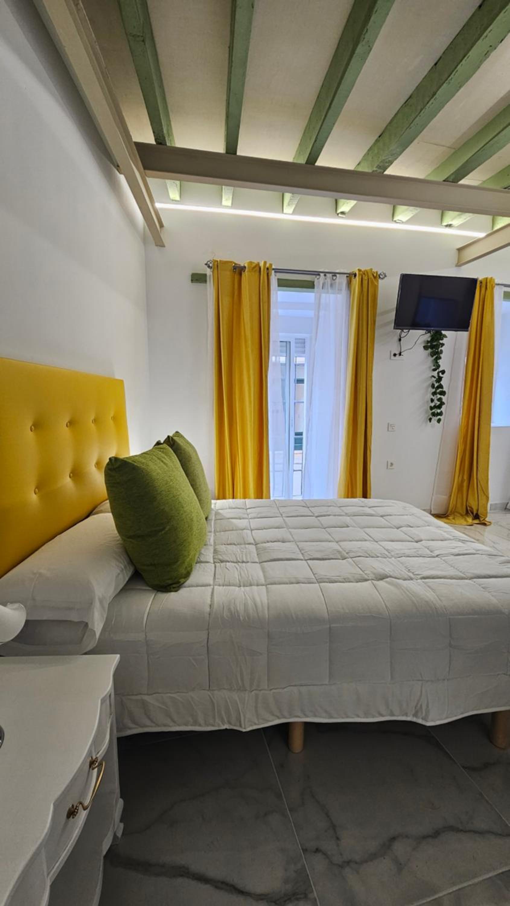 Don Roman Suites en pleno centro by Sanlúcar Housing