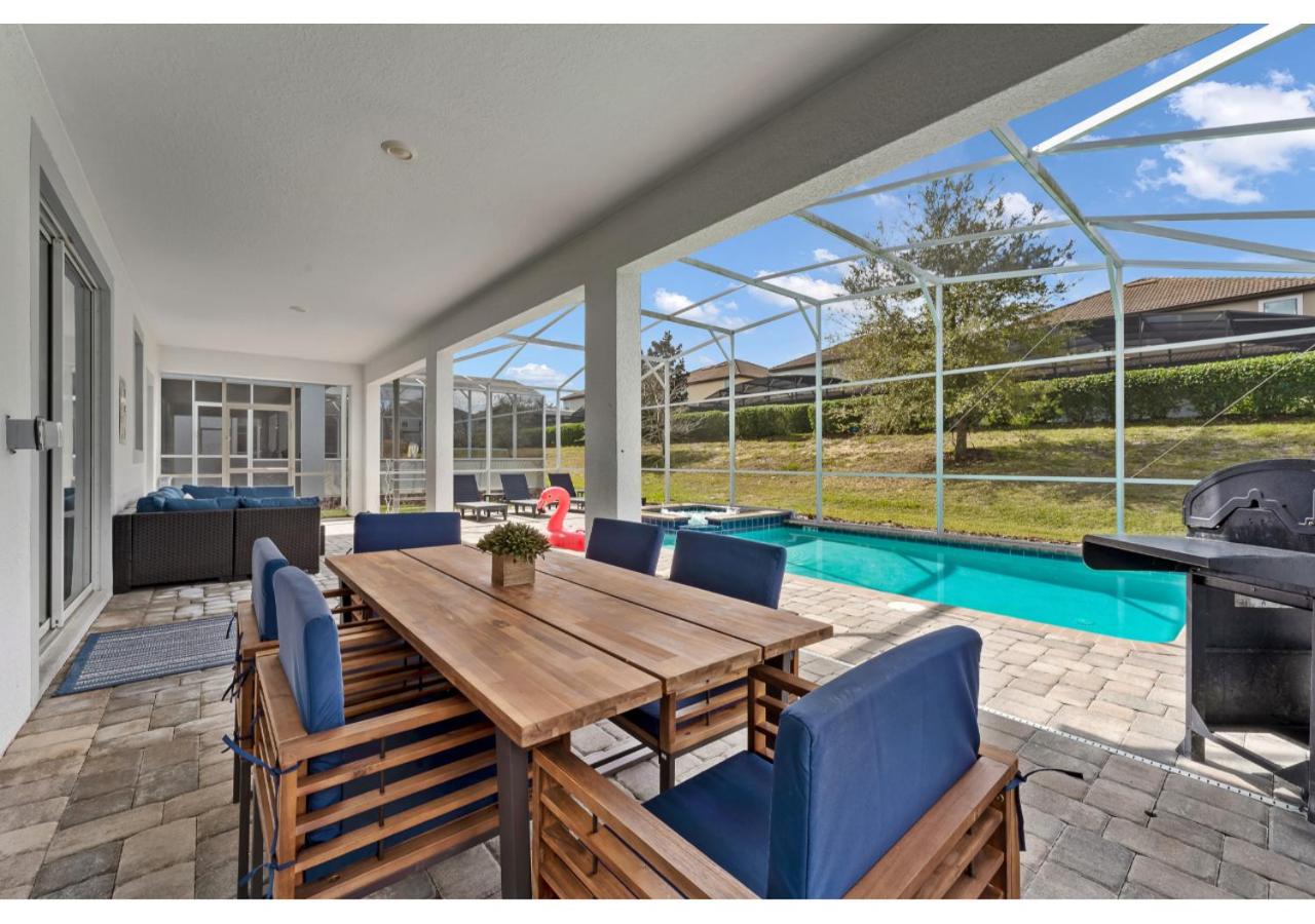 Luxury 8br Resort Pool Home Near Disney view 3