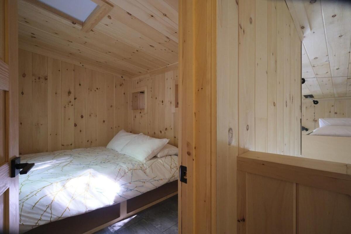Cabin Zoobox 69