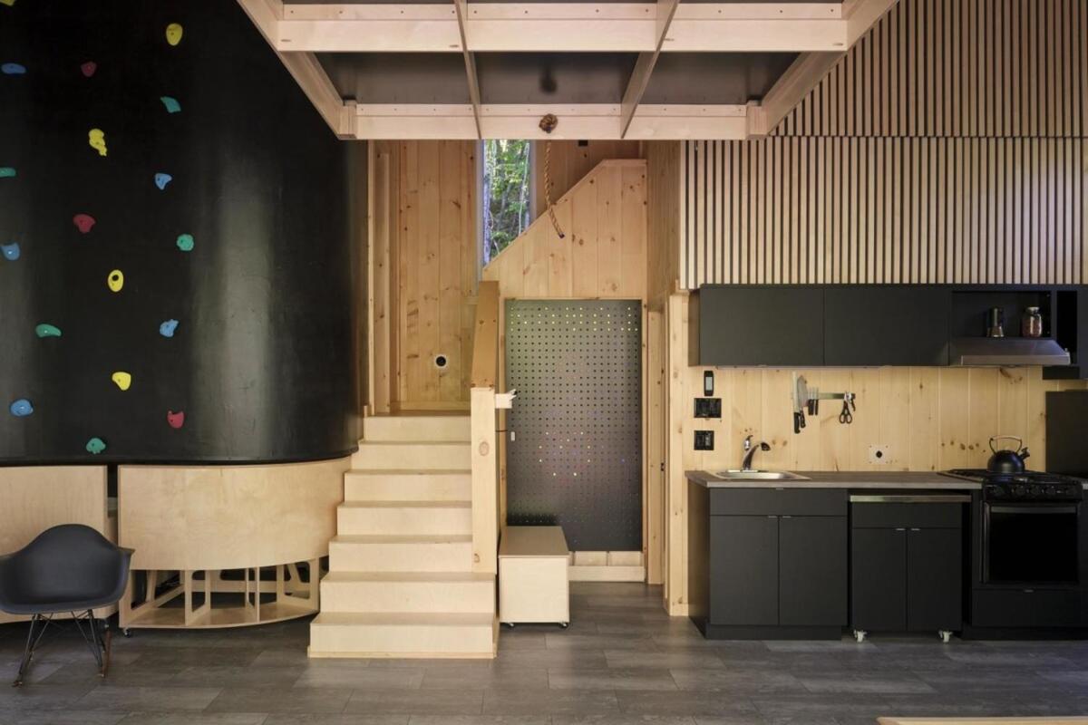 Cabin Zoobox 69