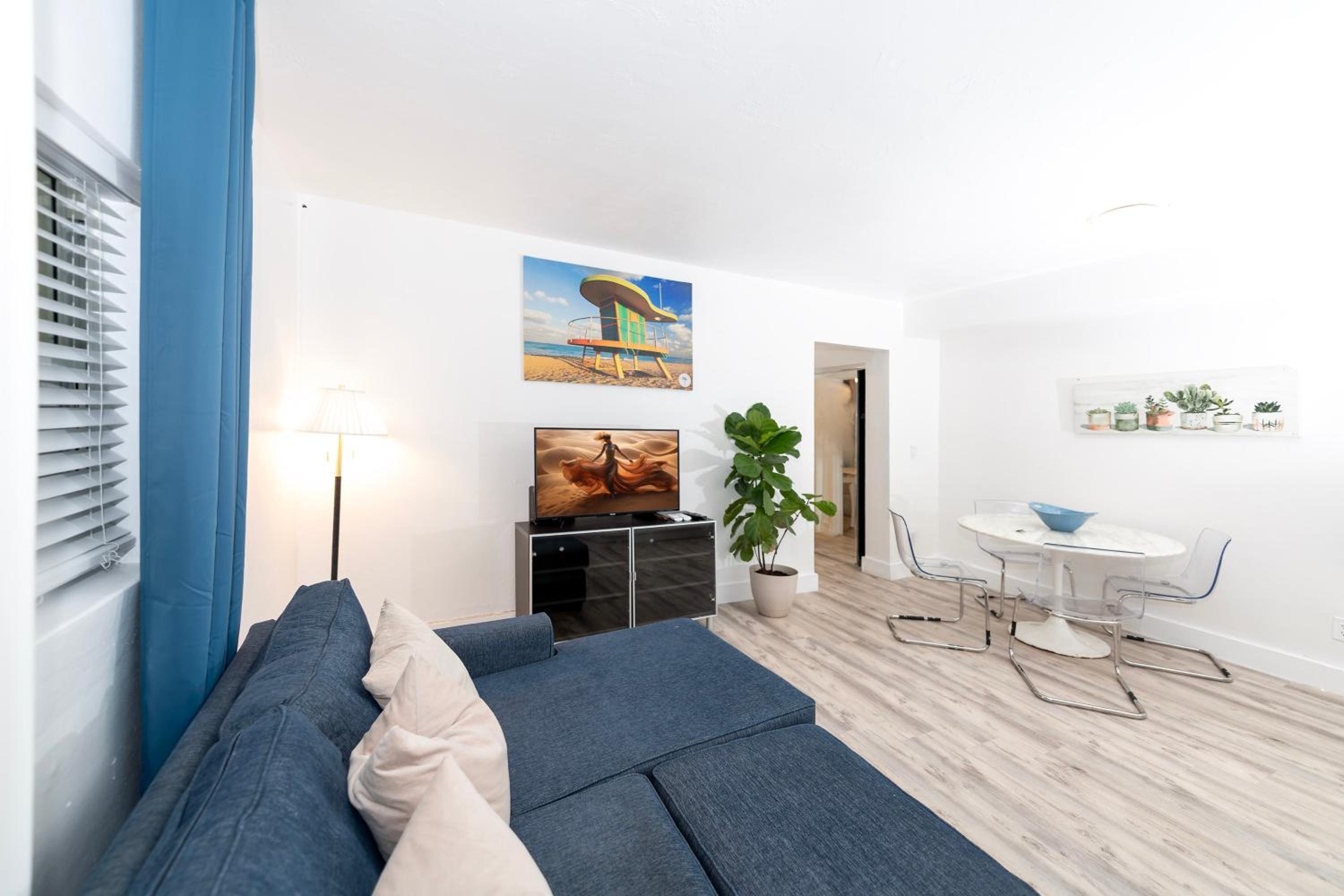 Sofi Beach Apartments