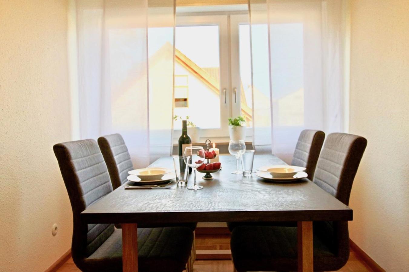 FeWo Louisa en Sipplingen — dining