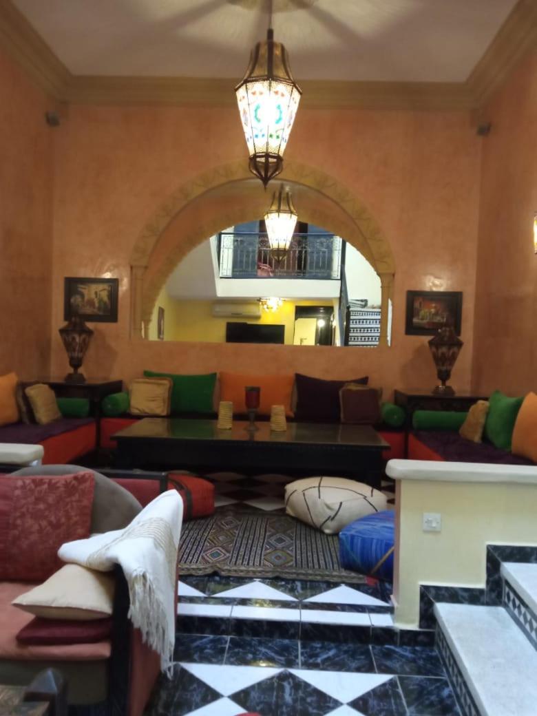 lounge