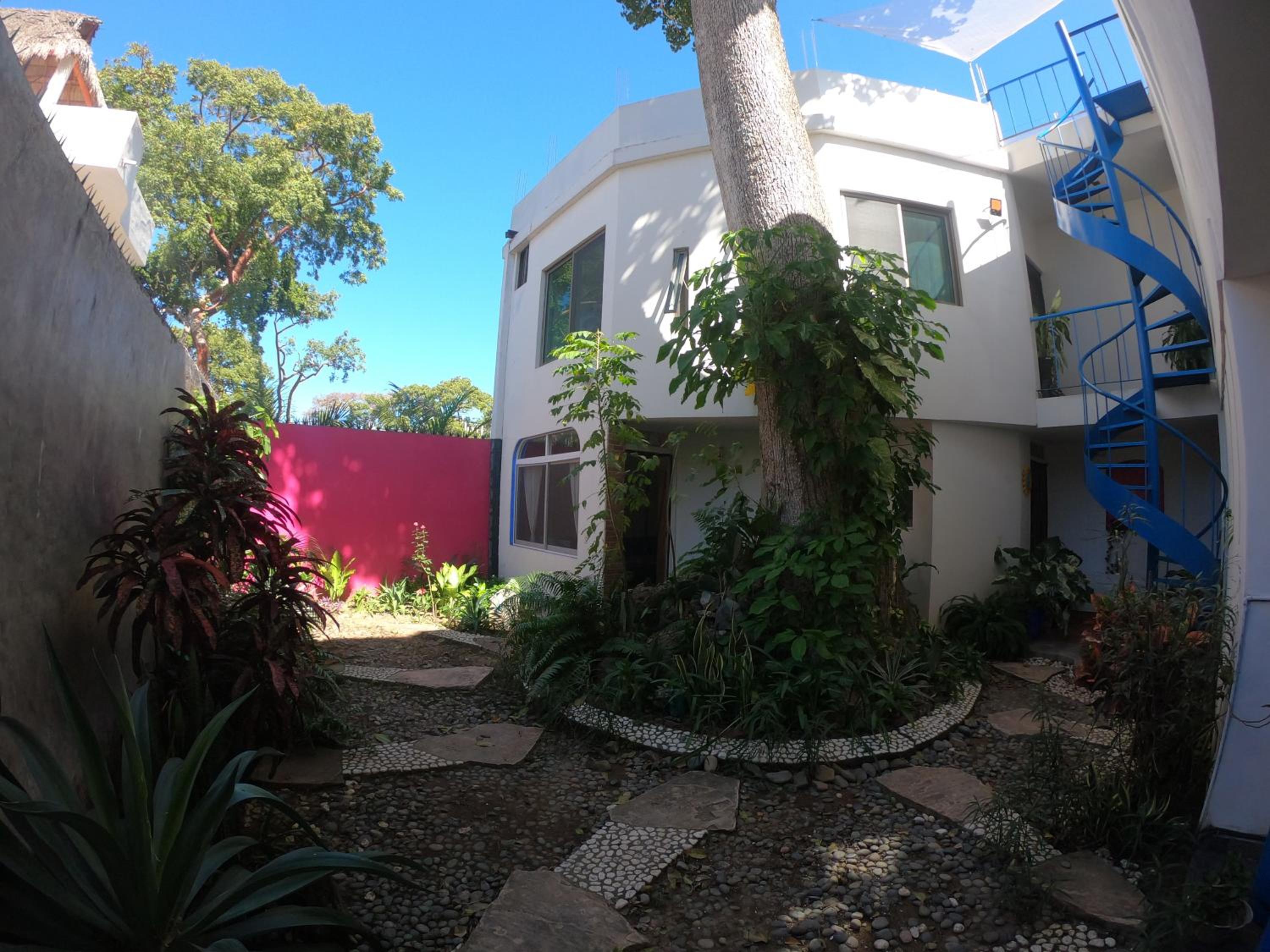 Casa Arbol de Paz habitación doble view 2
