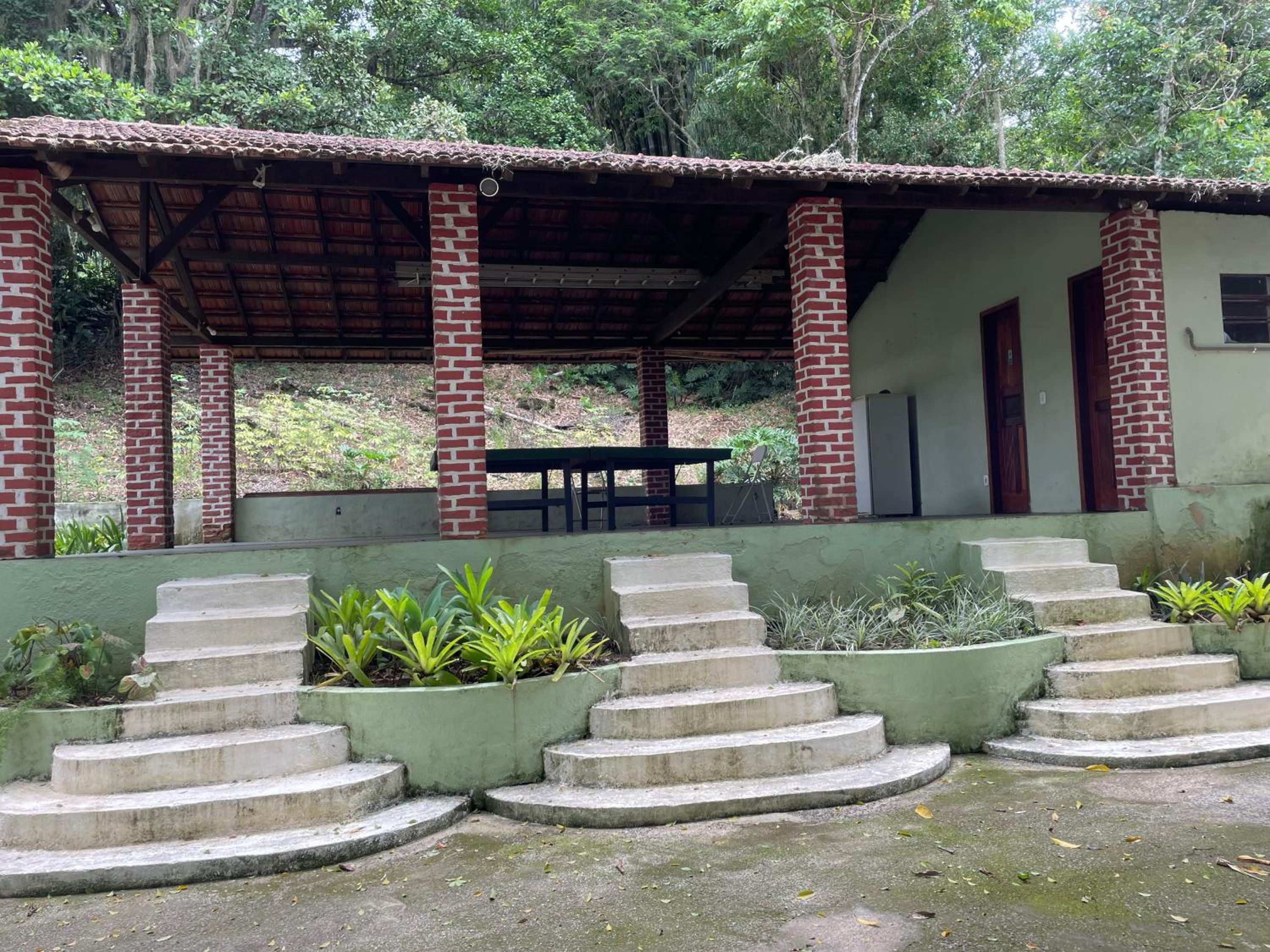 Apart em Miguel Pereira