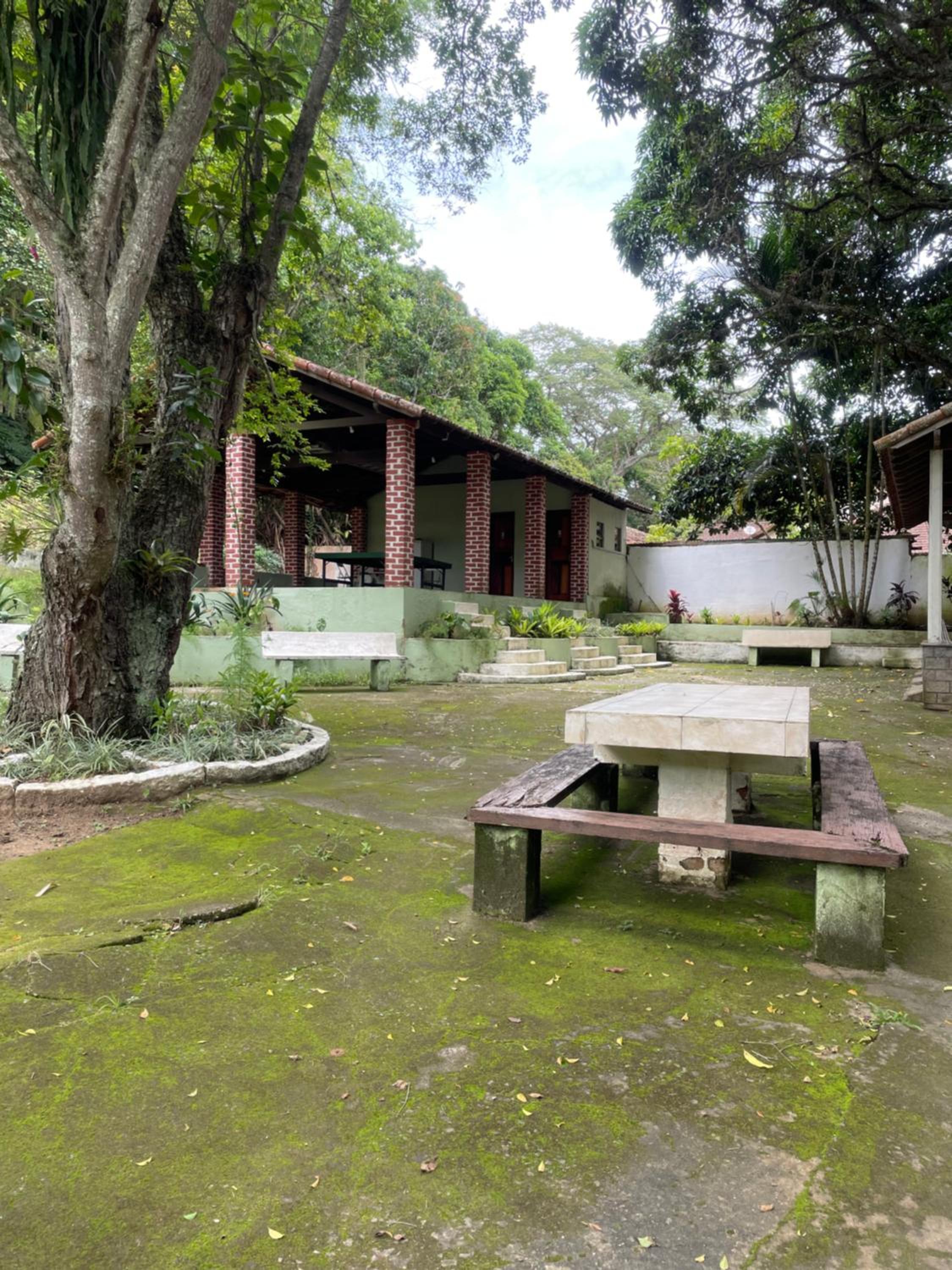 Apart em Miguel Pereira