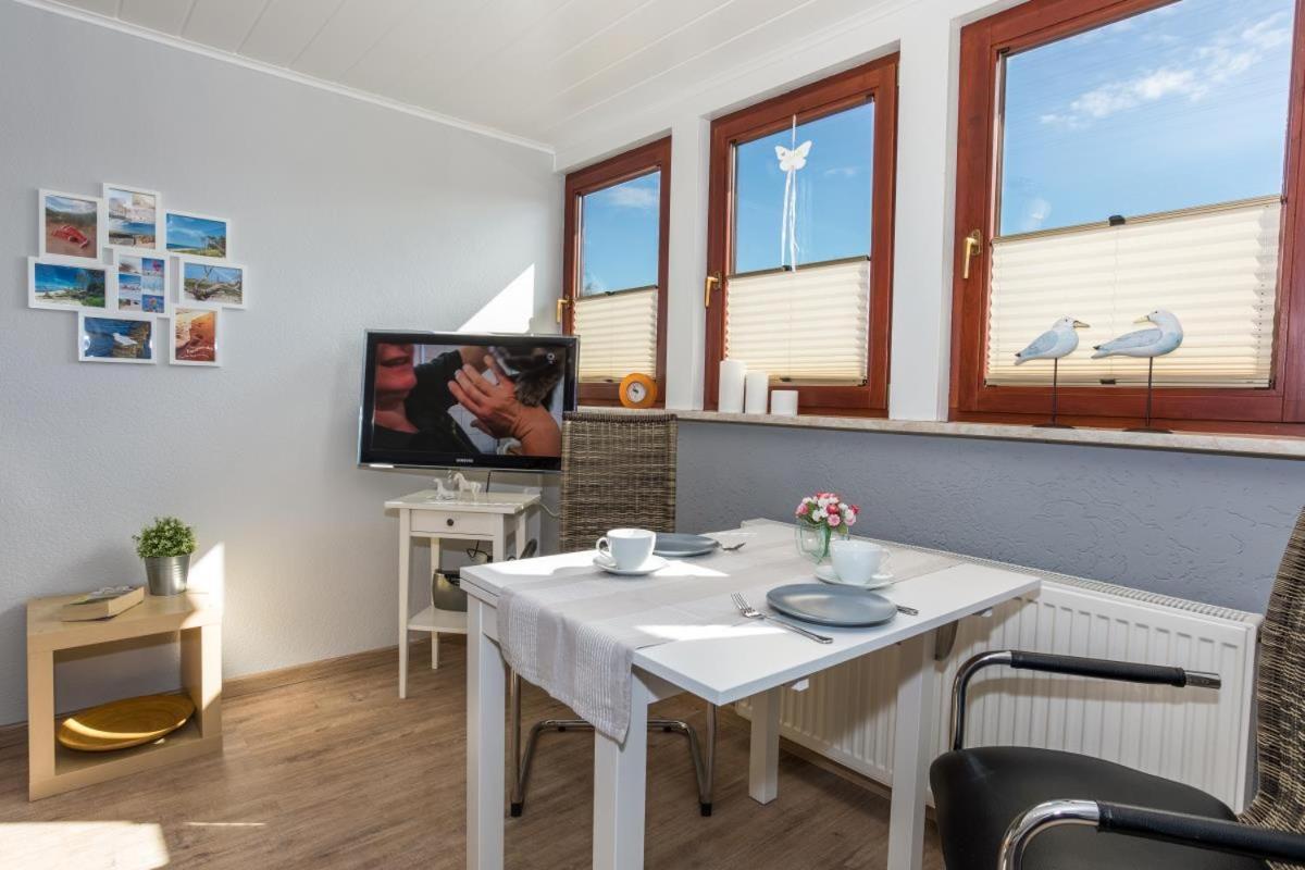 Seestern, gemütliche und moderne Ferienwohnung für 2 Personen in Zingst