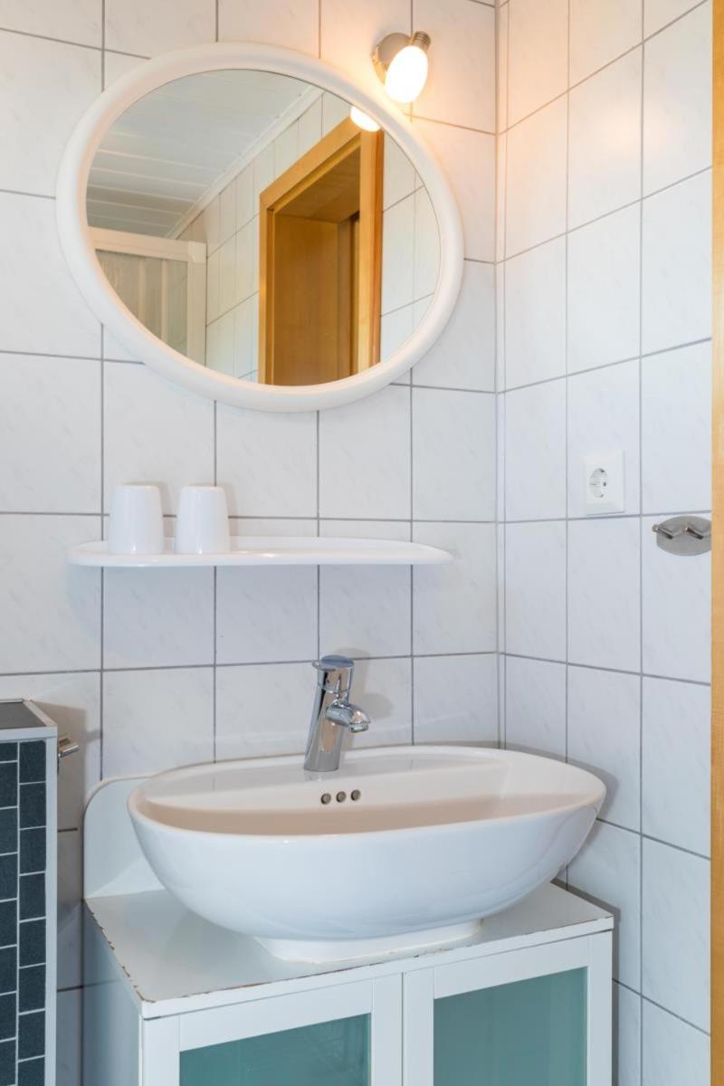 Seestern, gemütliche und moderne Ferienwohnung für 2 Personen in Zingst