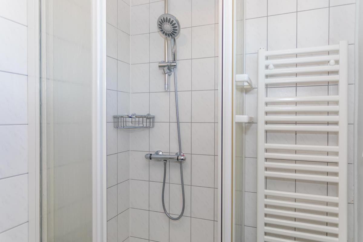 Seestern, gemütliche und moderne Ferienwohnung für 2 Personen in Zingst