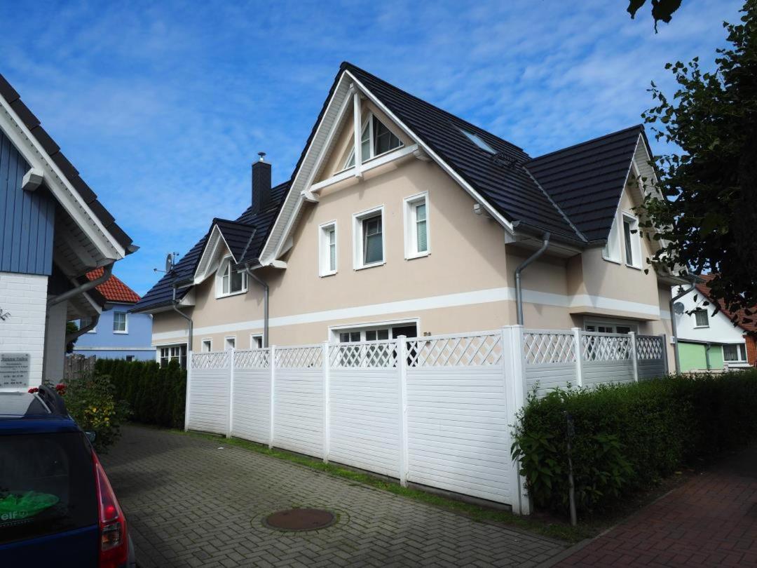 Lilienthal, exclusive Doppelhaushälfte für 6 Personen in Zingst