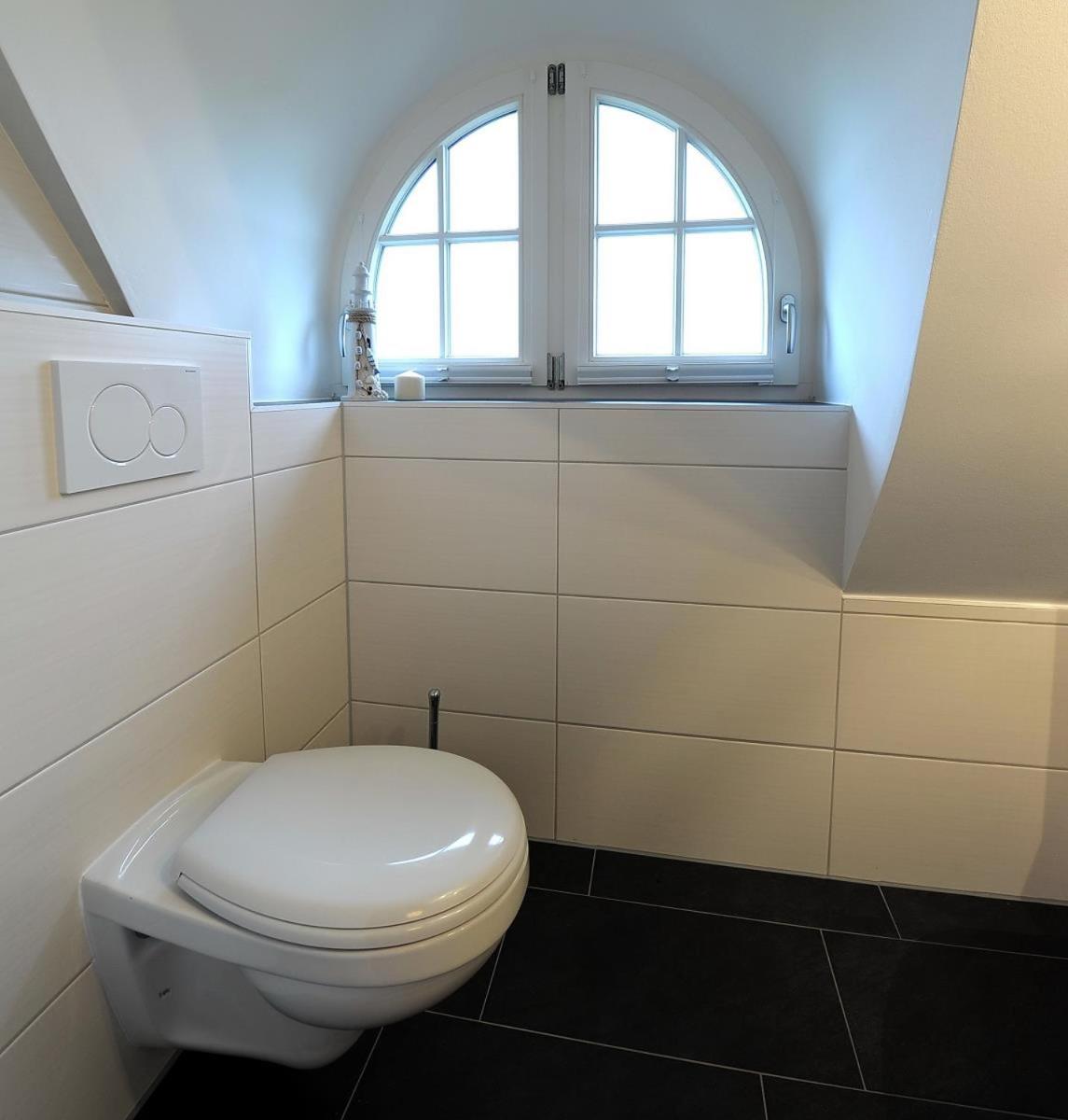 Forsthaus, exclusives 5-Sterne Reetdachhaus für 6 Personen in Fuhlendorf