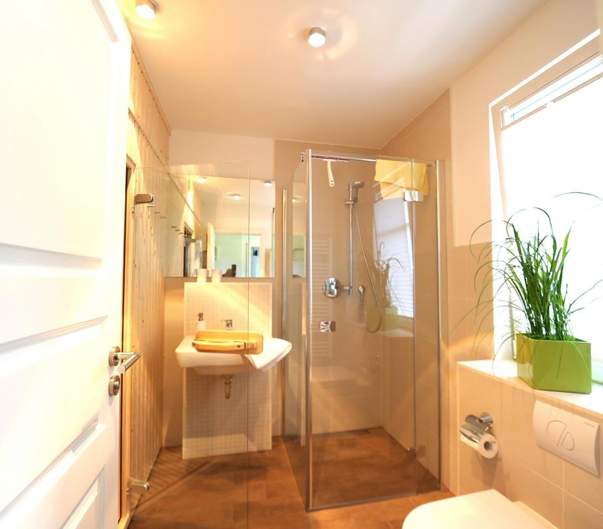 Godehus 6, exquisites Ferienhaus für 6 Personen in Zingst view 2