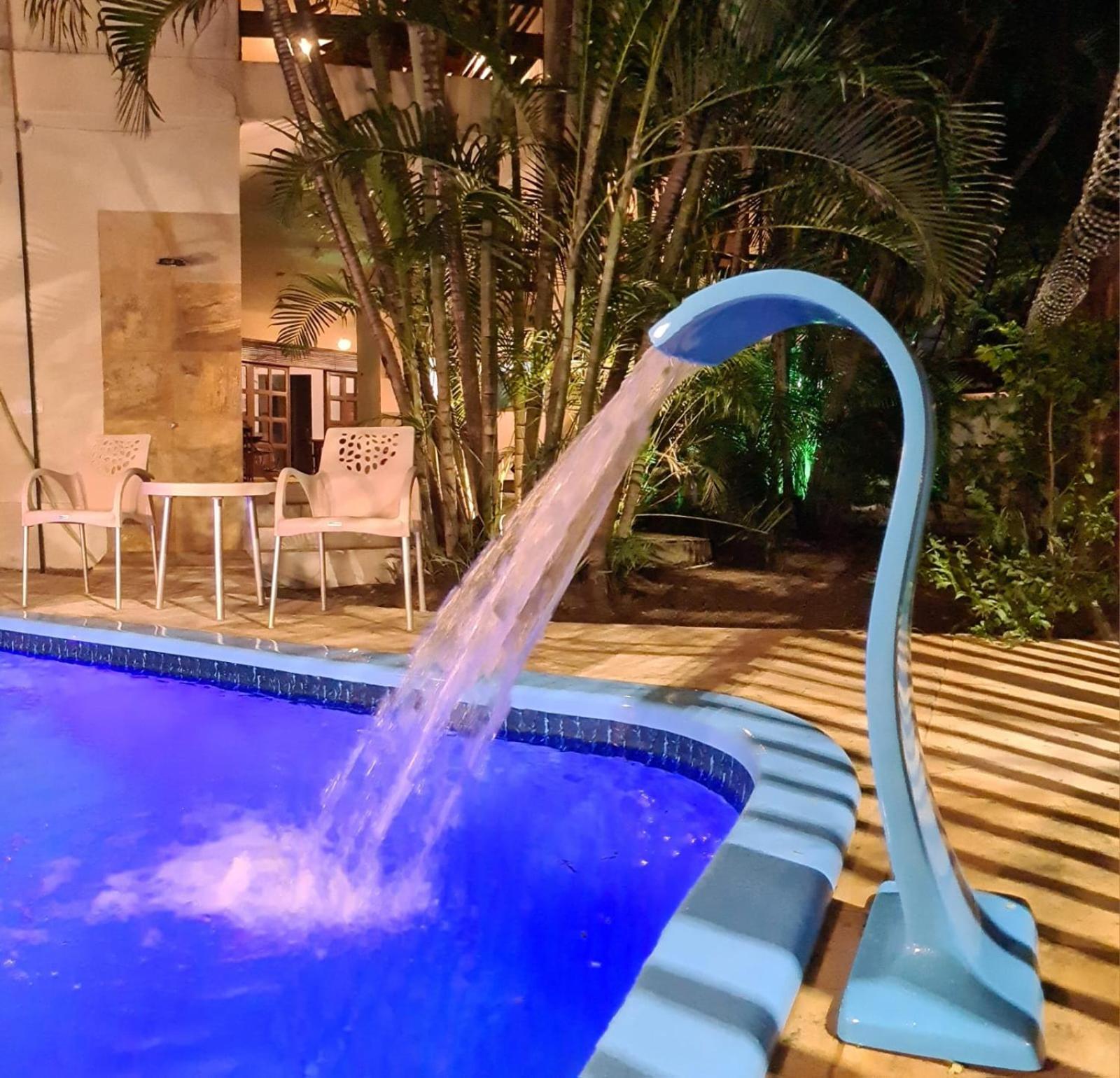 Pousada e Hostel Casarão 2030