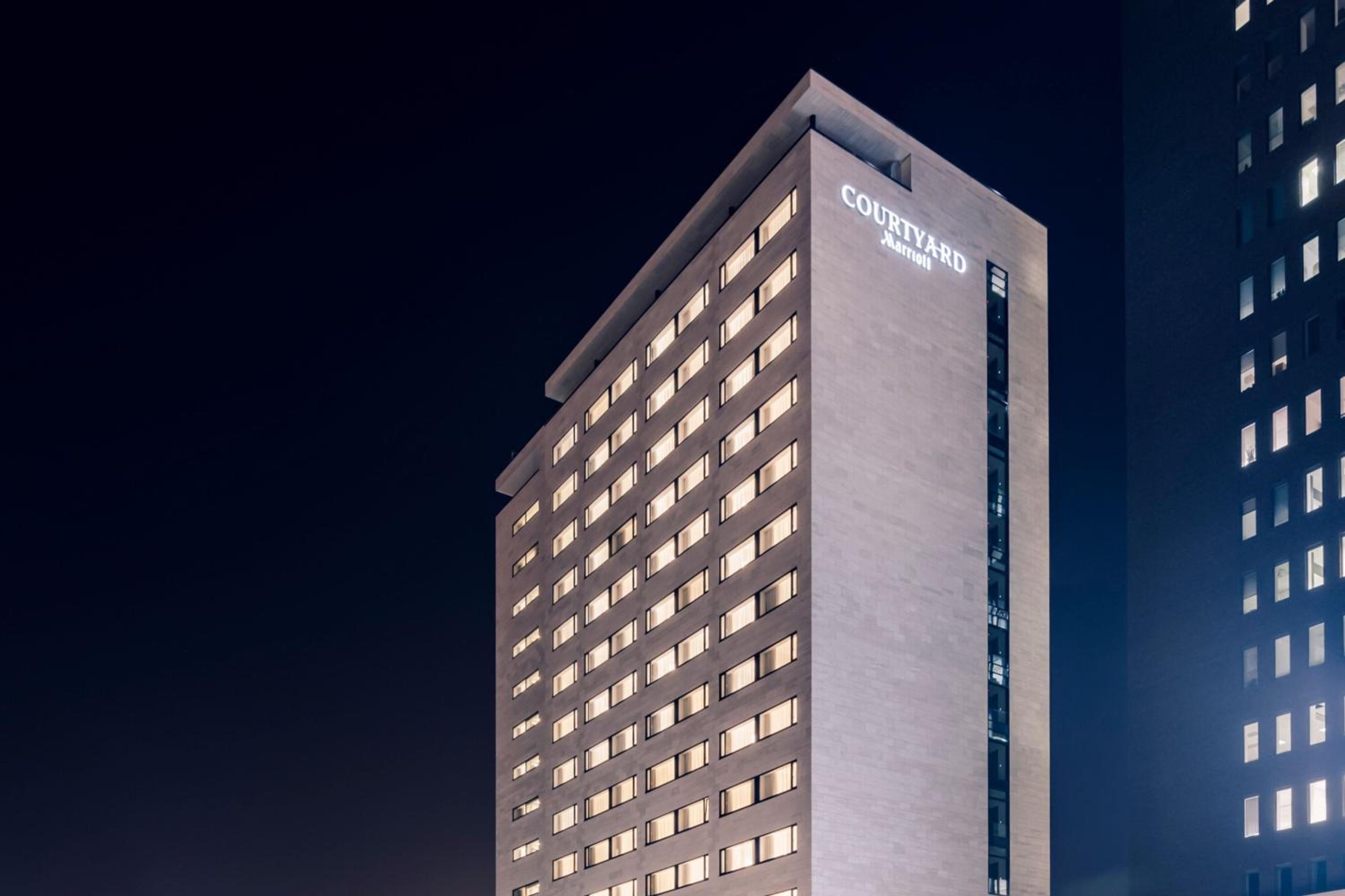 Brno Vacations - Courtyard by Marriott Brno - Property Image 2