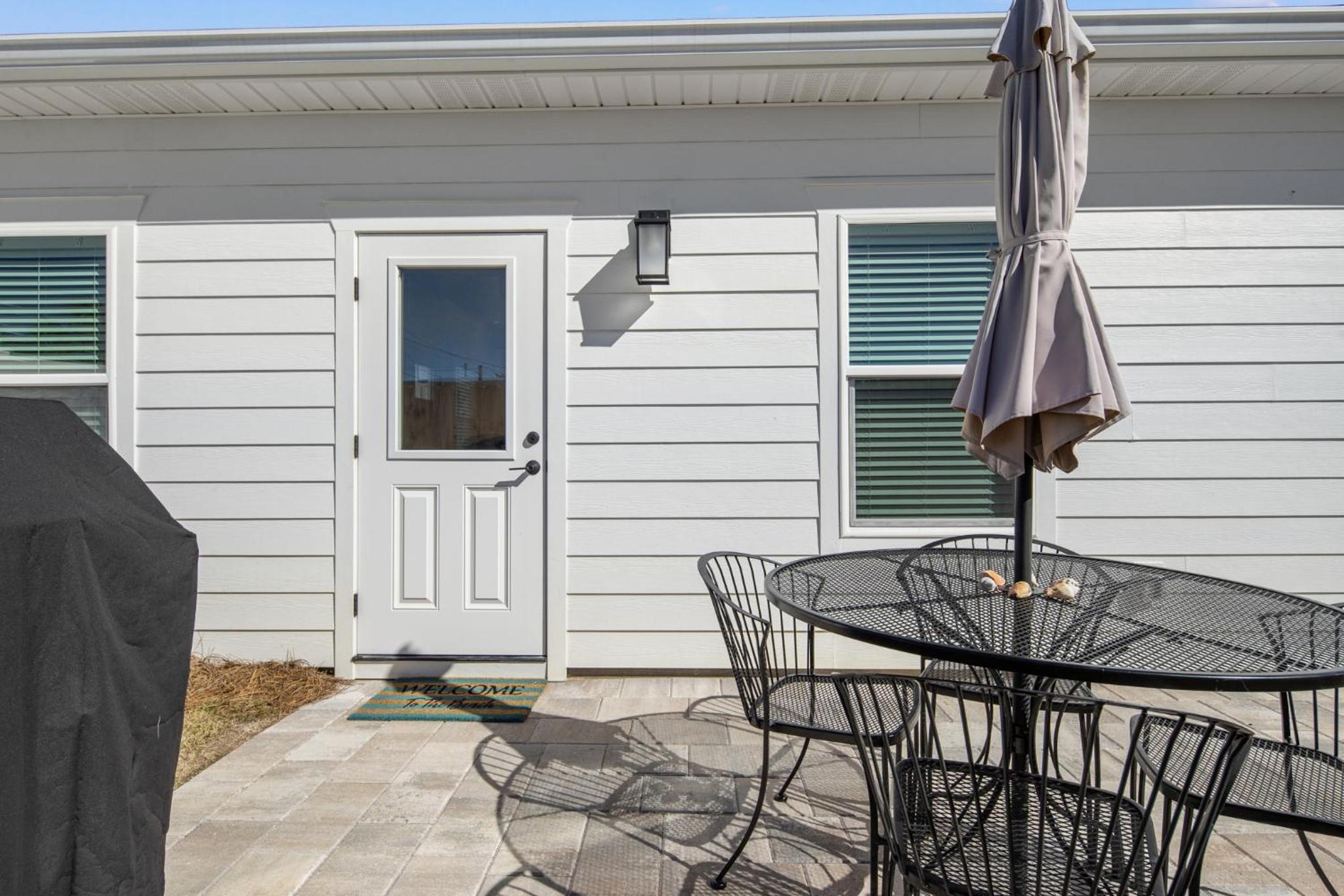 Laguna Haven! 3BR 2BA Sleeps 7! Your perfect escape! view 4
