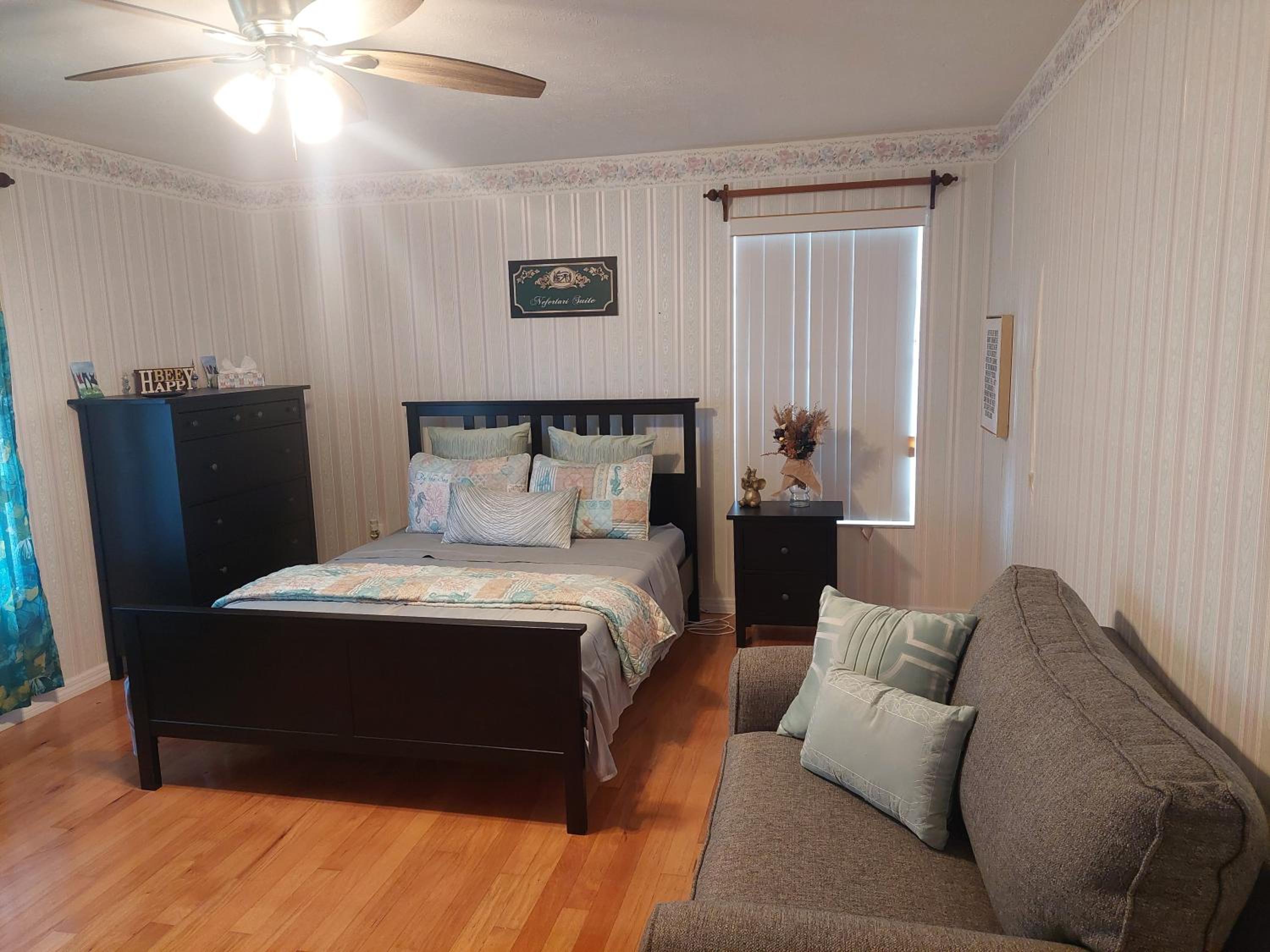 Tampa Vacations - Jade Jewel - Well-Appointed Tampa Home 4 Mi to USF Campus and Busch Gardens - Property Image 5