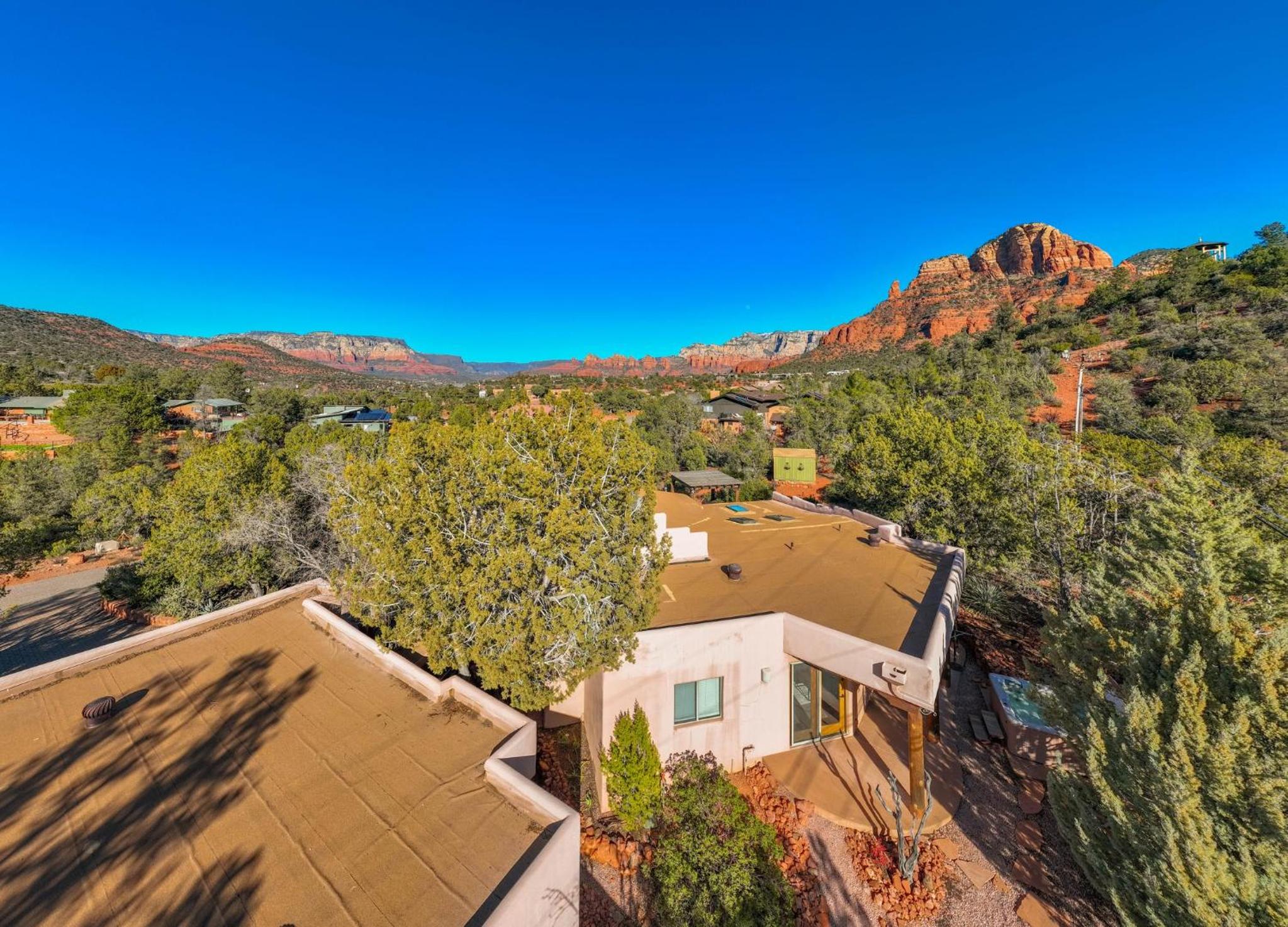 Hotel Modern Secluded with Amazing Views Hot Tub Casita - Image 1