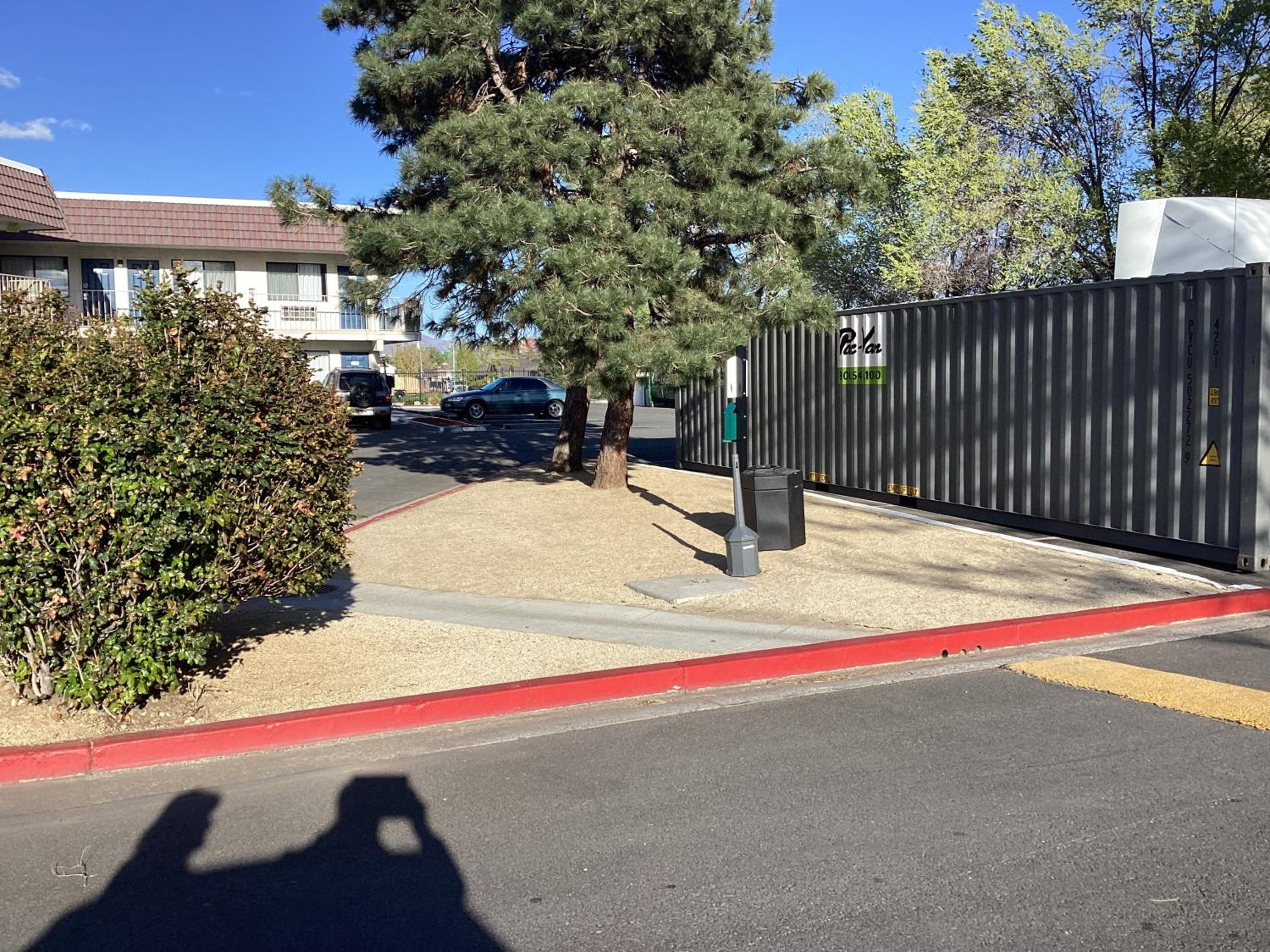 Reno Vacations - Motel 6-Reno, NV - Livestock Events Center - Property Image 10