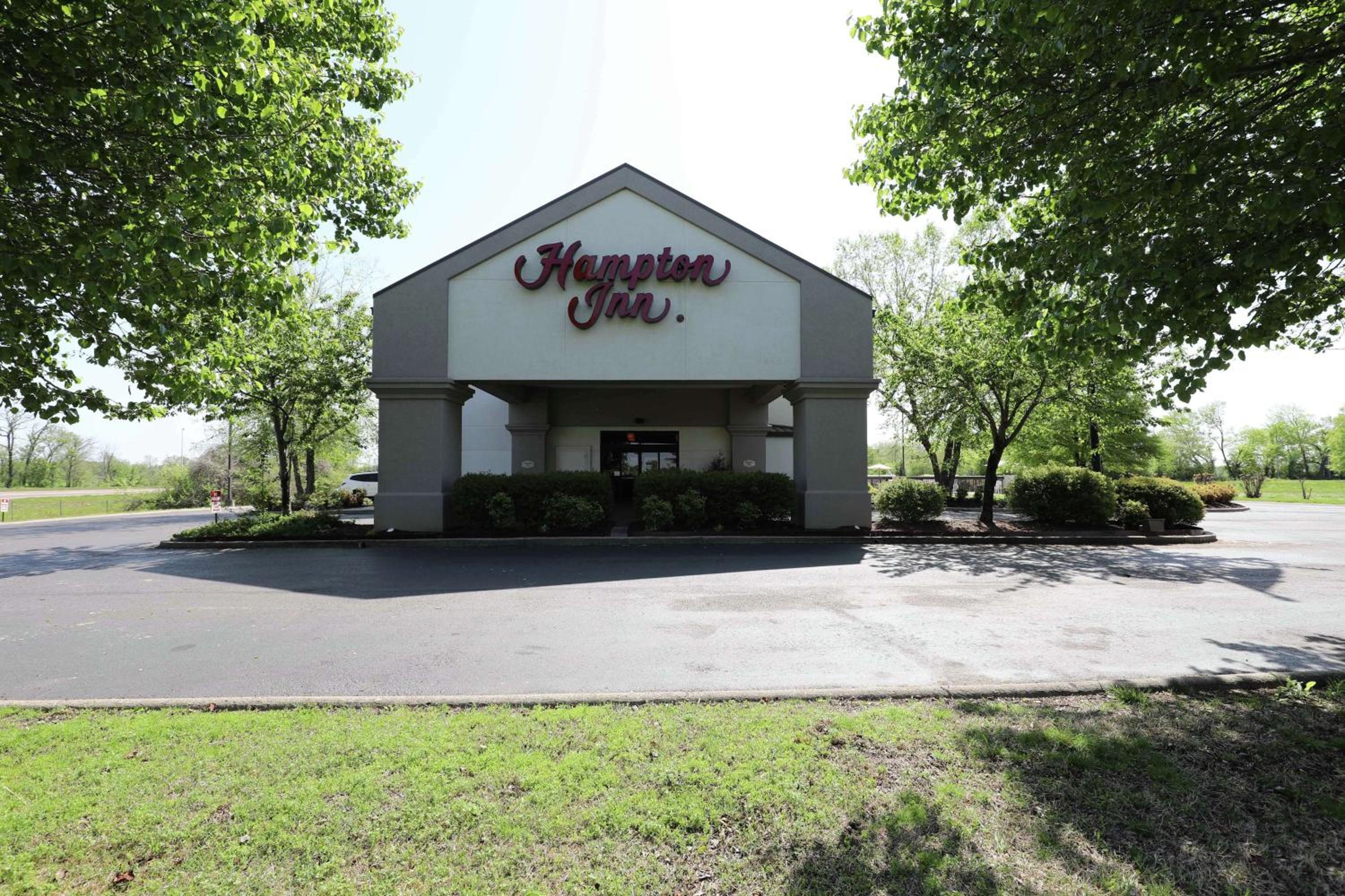 Dyersburg Vacations - Hampton Inn Dyersburg - Property Image 10