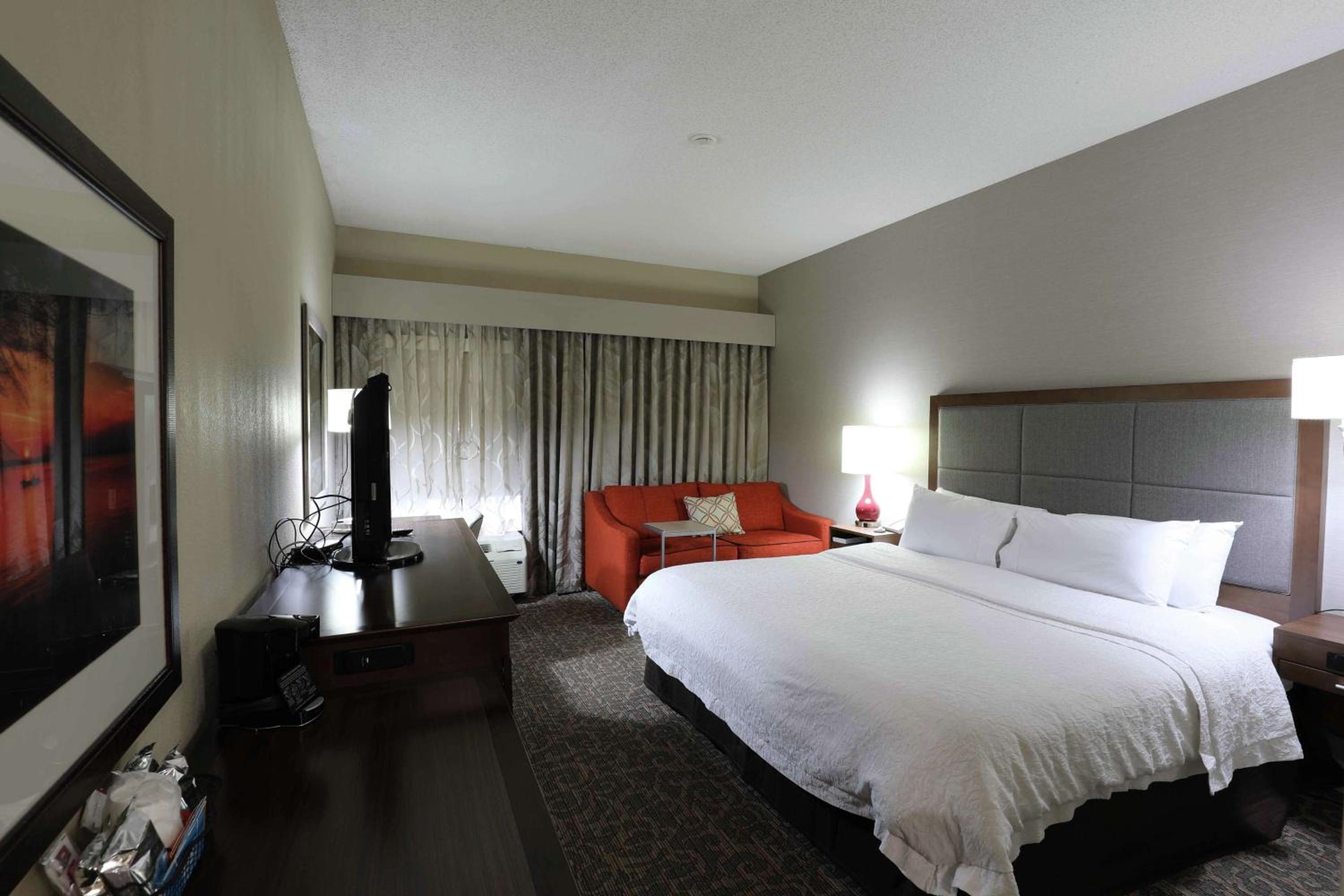 Dyersburg Vacations - Hampton Inn Dyersburg - Property Image 6