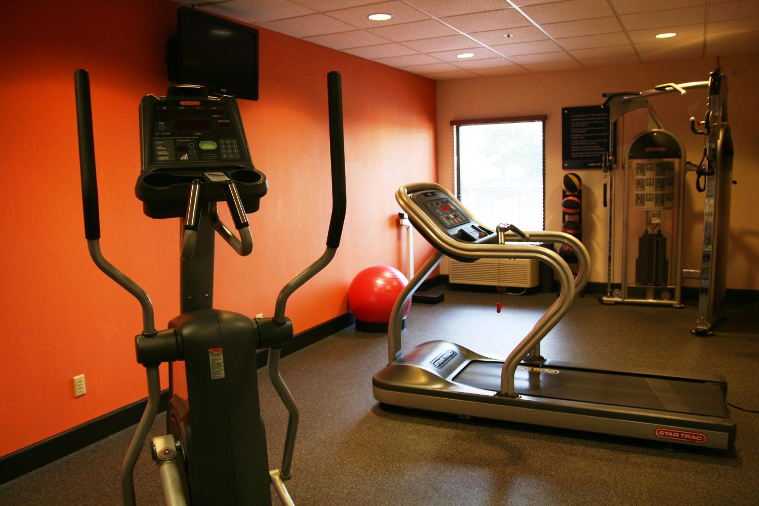 Frankfort Vacations - Hampton Inn Frankfort - Property Image 8