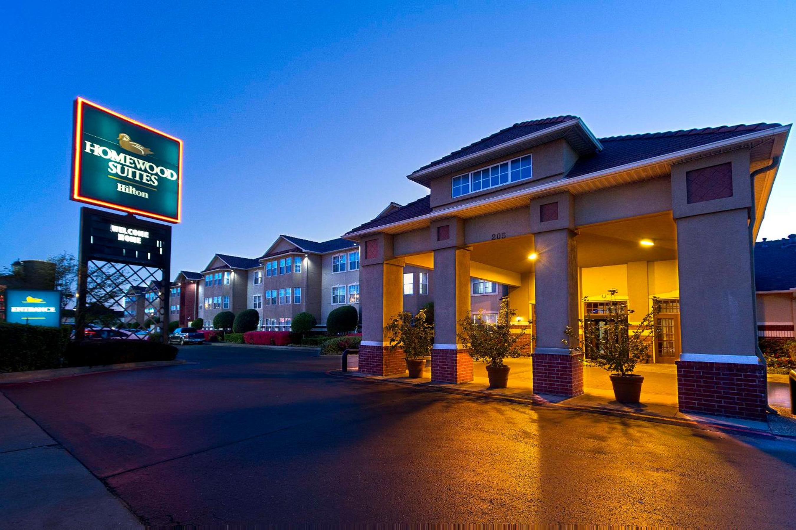 Longview Vacations - Homewood Suites by Hilton- Longview - Property Image 22