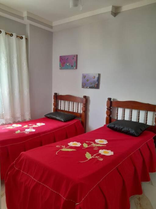 Belíssimo apartamento frente mar