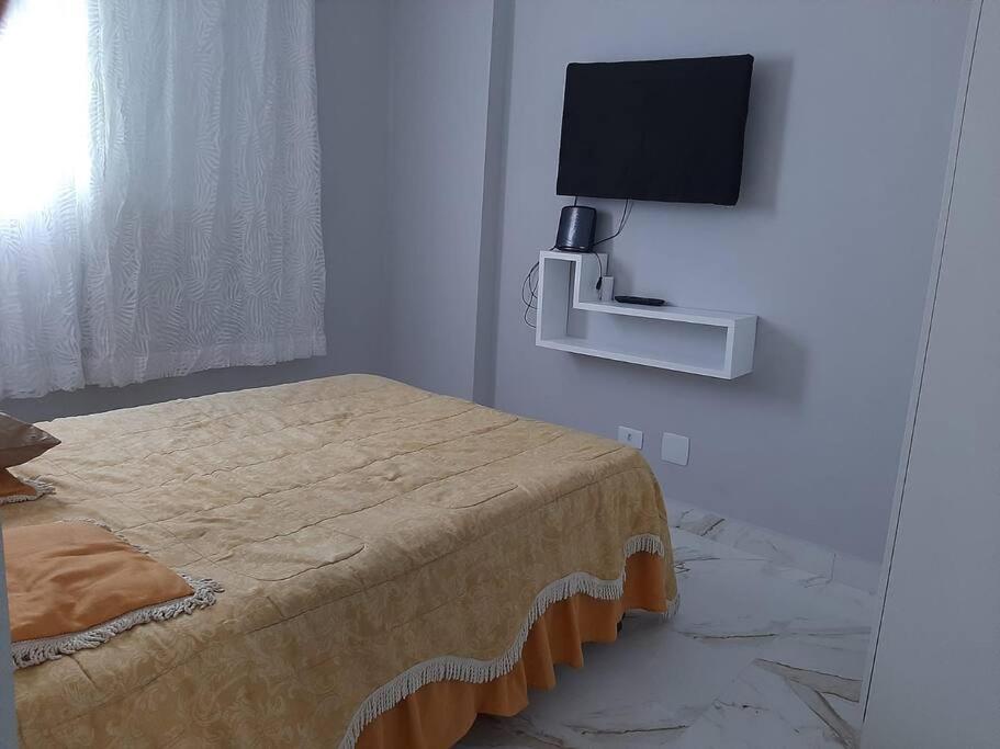 Belíssimo apartamento frente mar