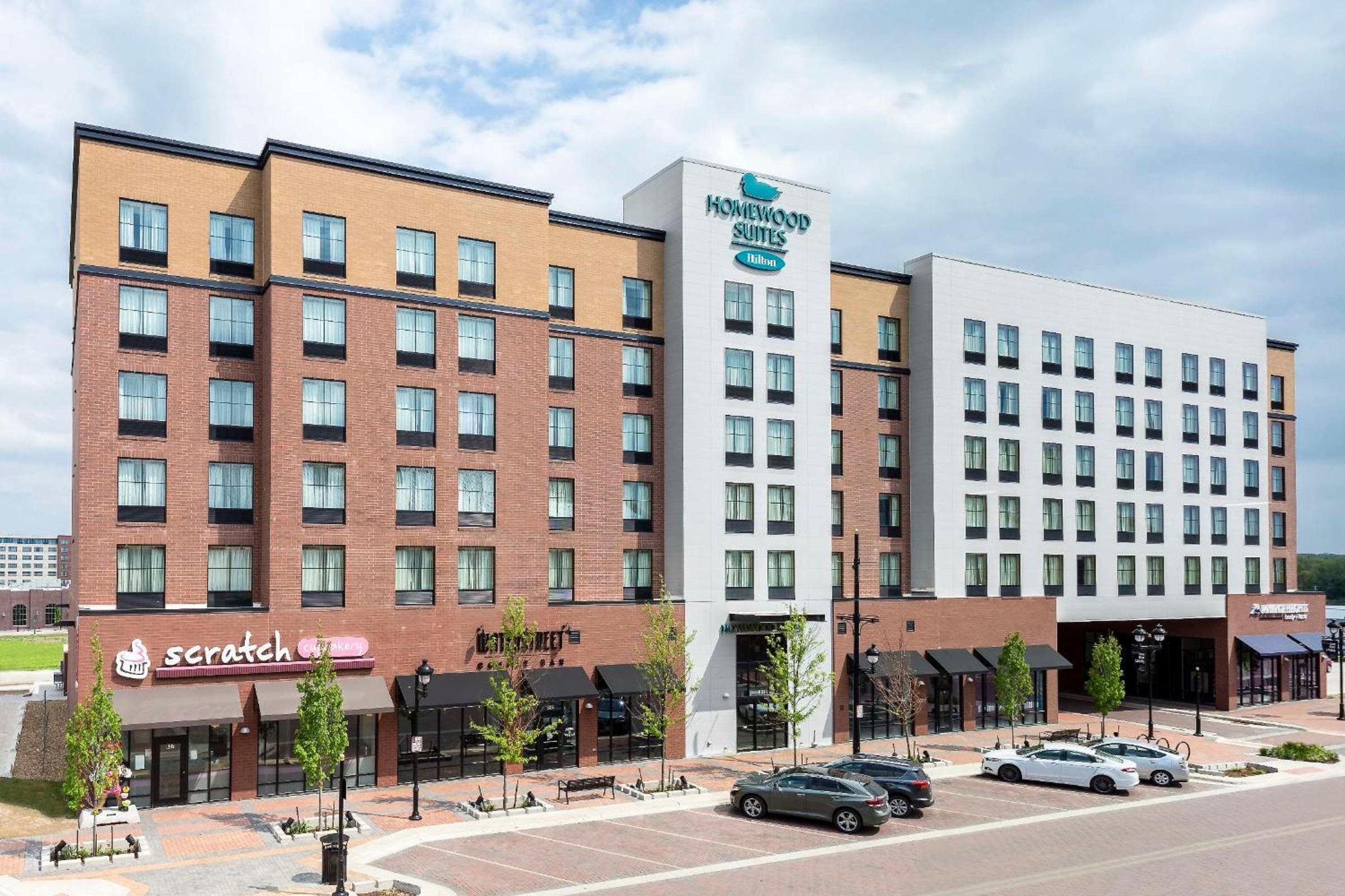 Hotel Homewood Suites by Hilton Coralville - Iowa River Landing