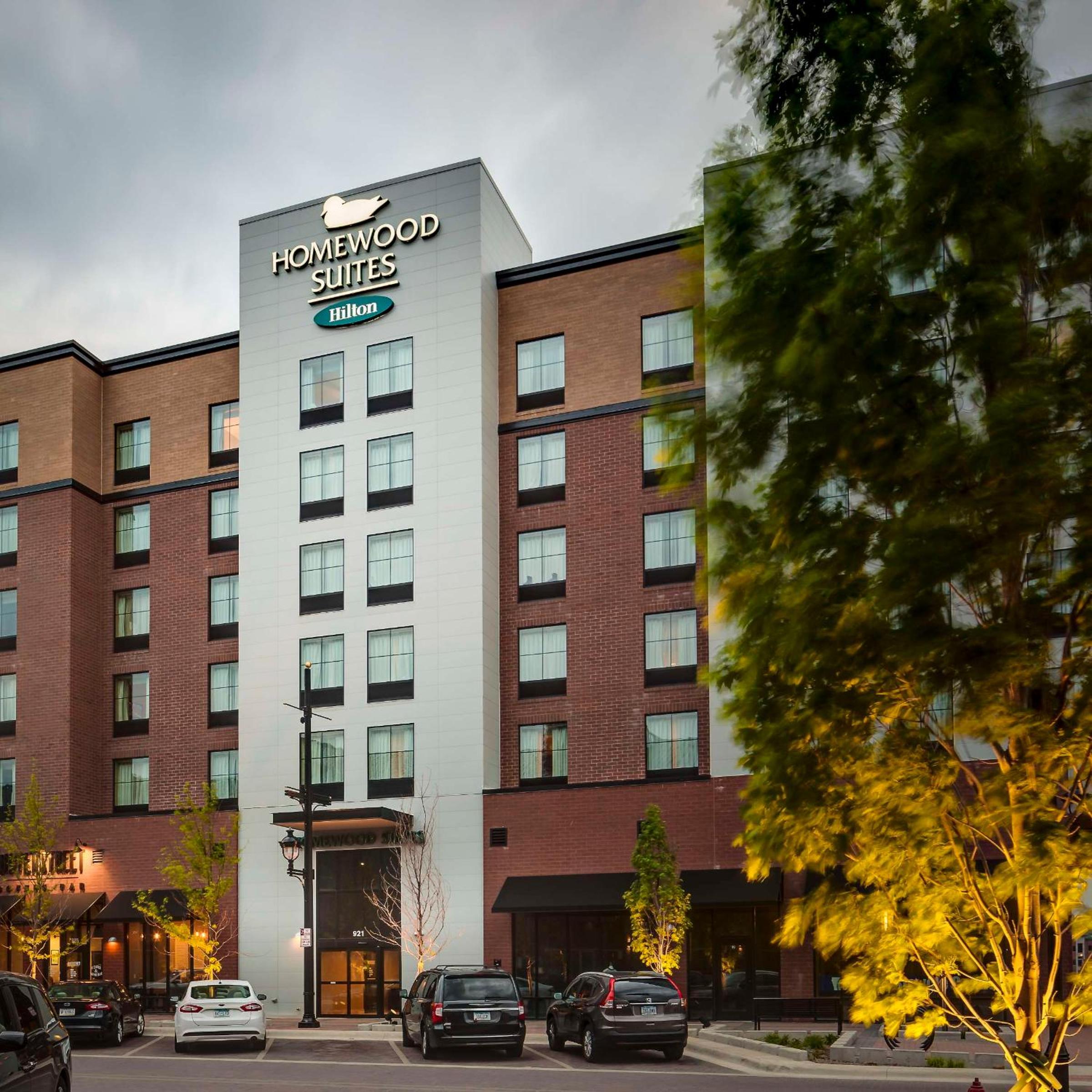Homewood Suites by Hilton Coralville - Iowa River Landing