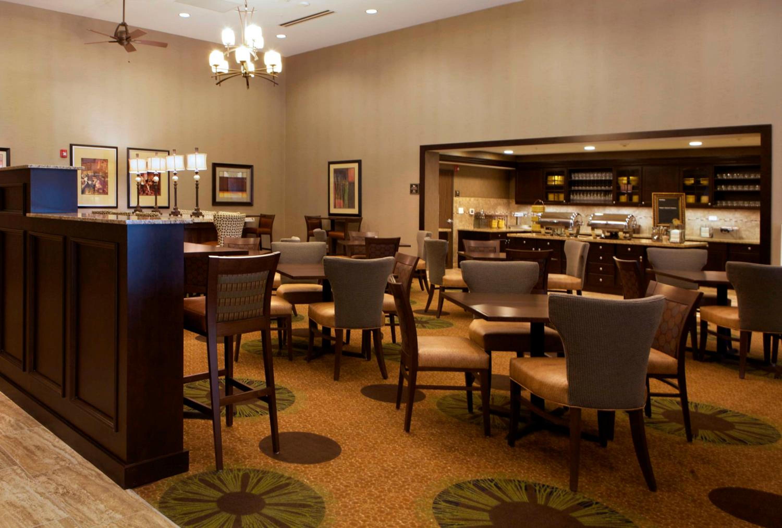 Homewood Suites by Hilton Coralville - Iowa River Landing